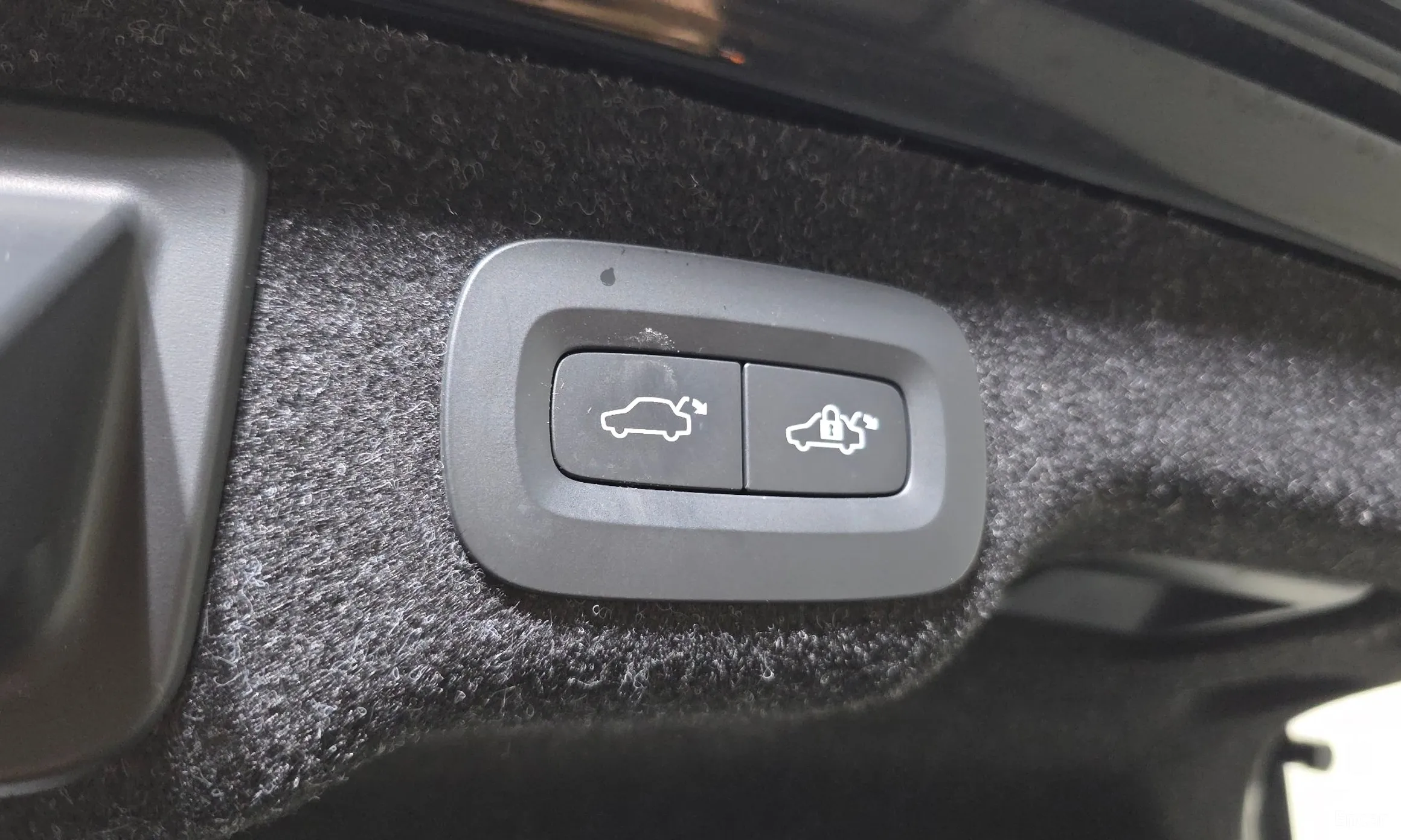 Volvo S90 превью 20