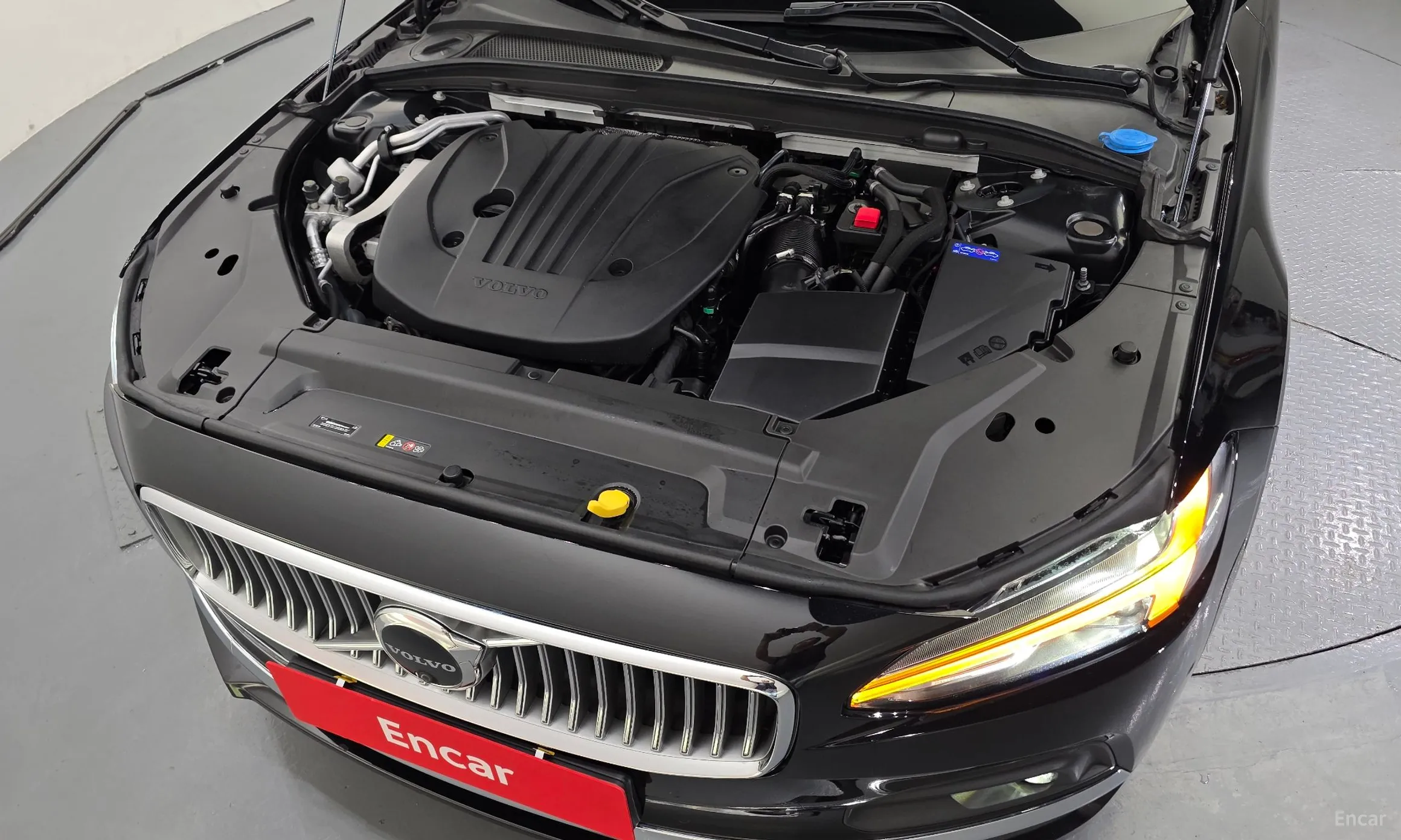 Volvo S90 превью 6