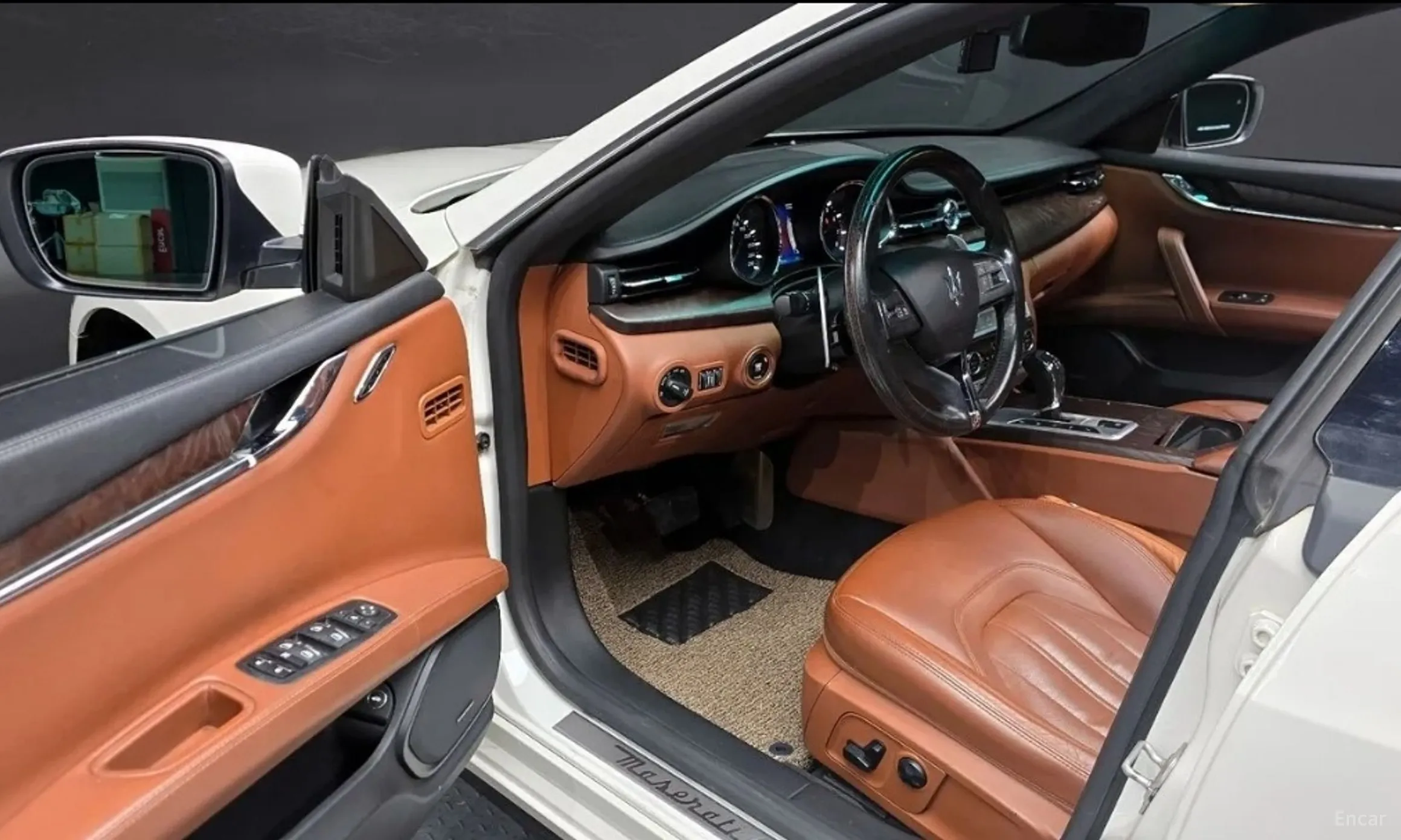 Maserati Quattroporte превью 11
