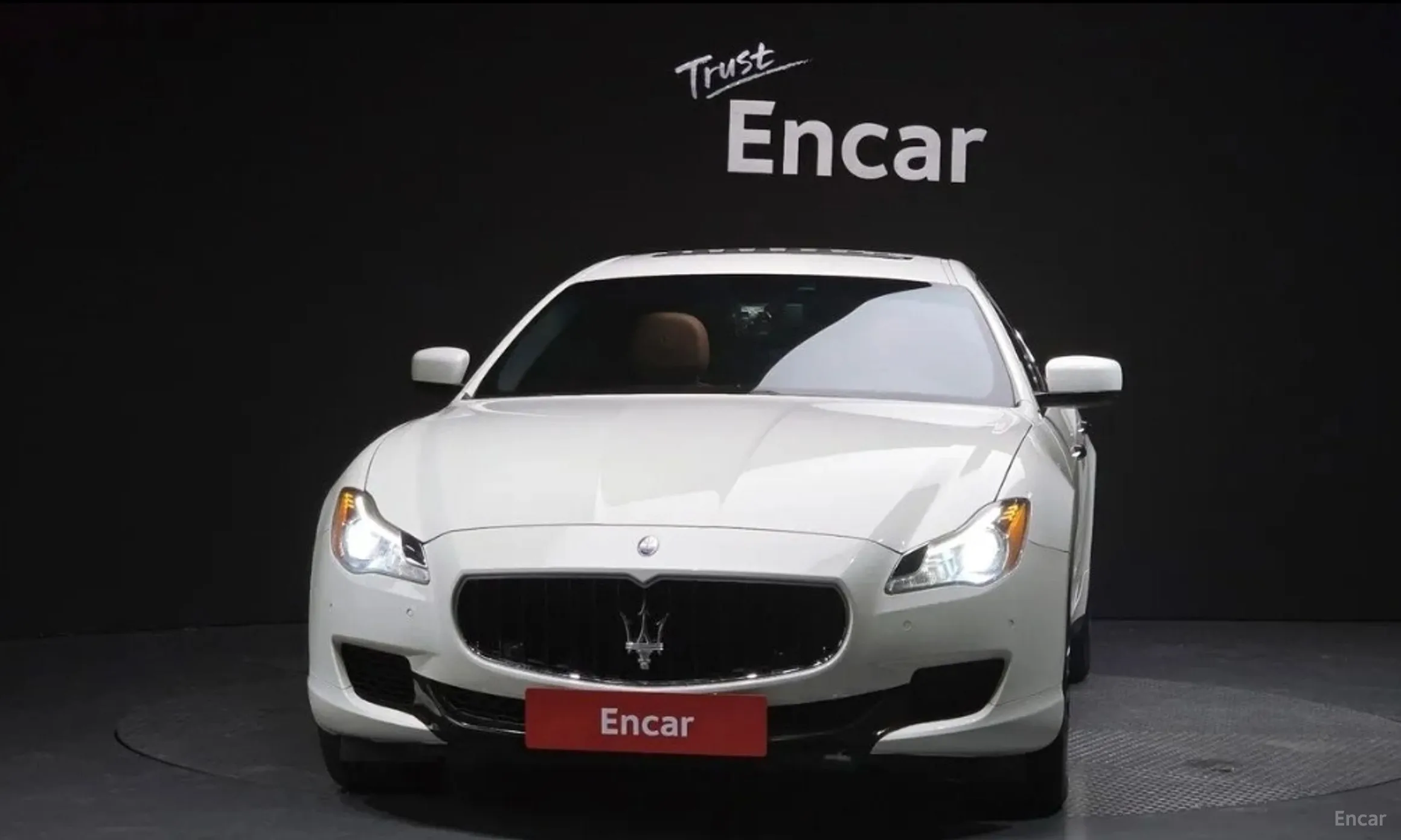Maserati Quattroporte превью 3