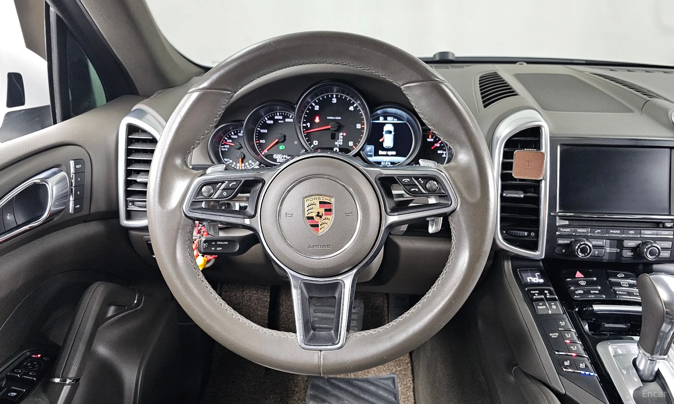 Porsche New Cayenne превью 13