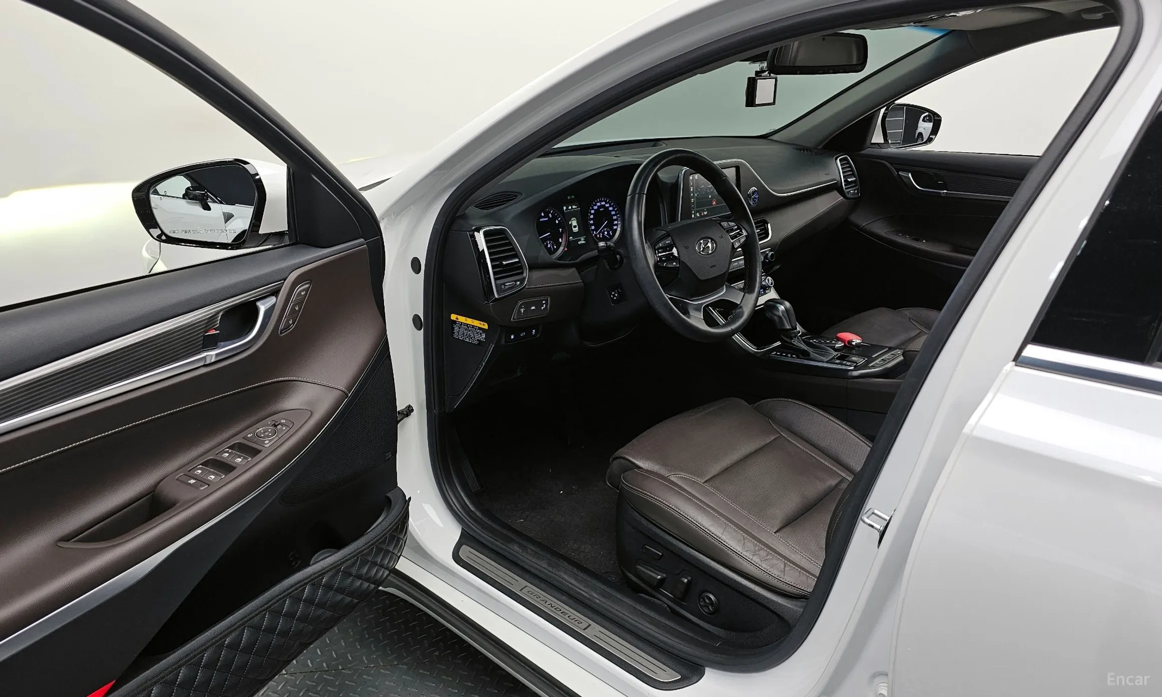 Hyundai Grandeur IG превью 10