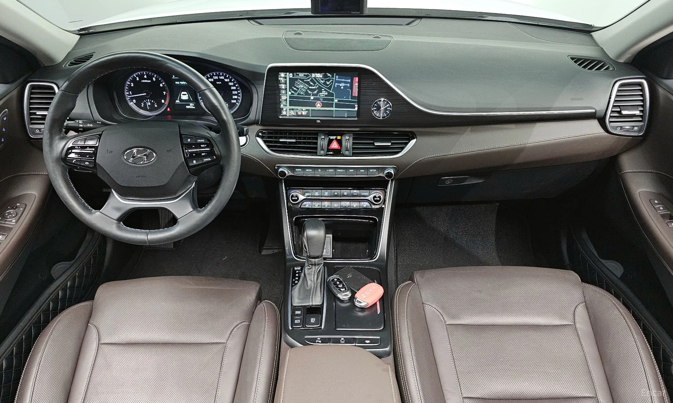 Hyundai Grandeur IG превью 7