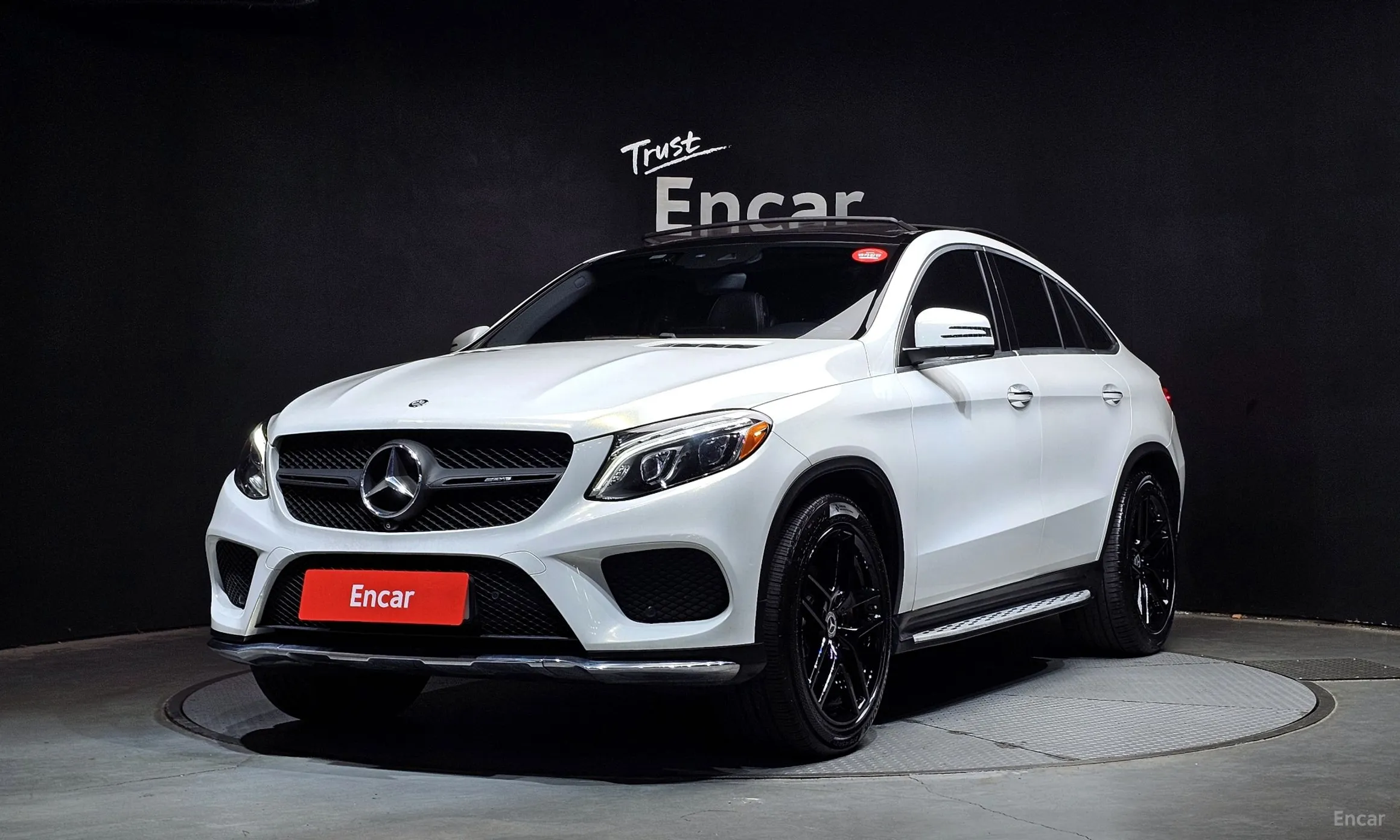 Mercedes Benz GLE-Class W166
