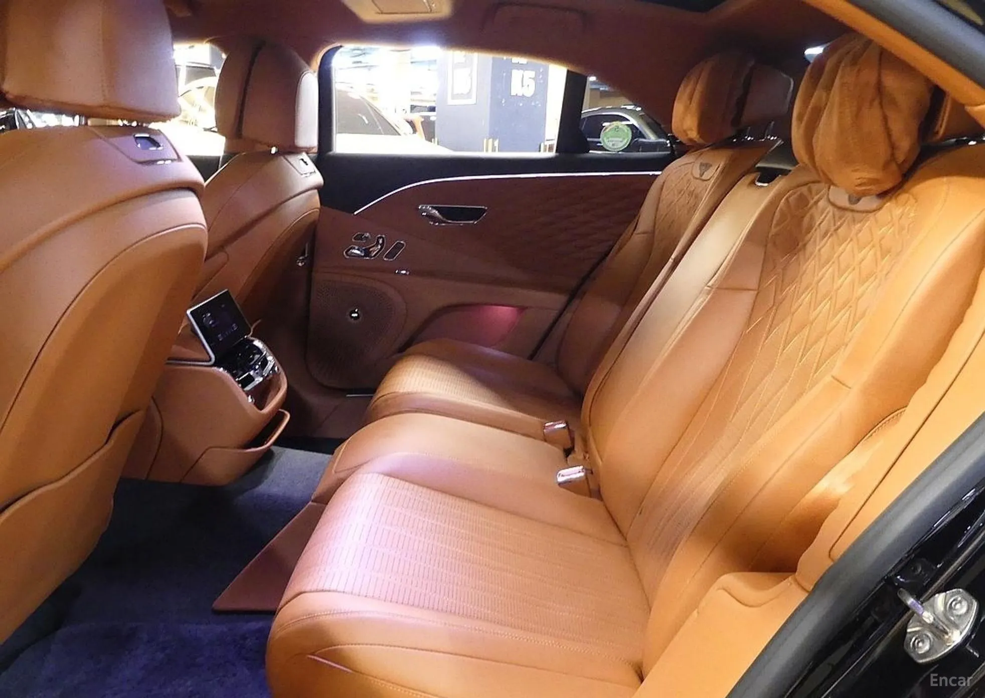Bentley Flying Spur 3rd Generation превью 15
