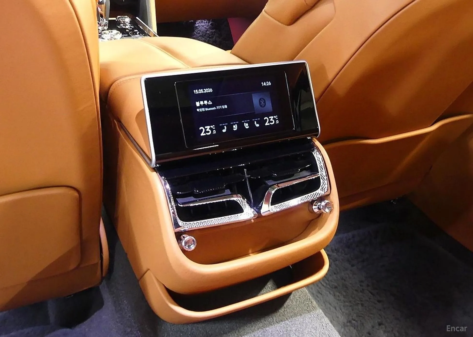 Bentley Flying Spur 3rd Generation превью 16
