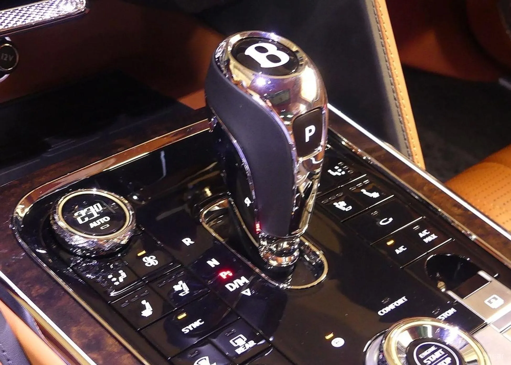 Bentley Flying Spur 3rd Generation превью 8