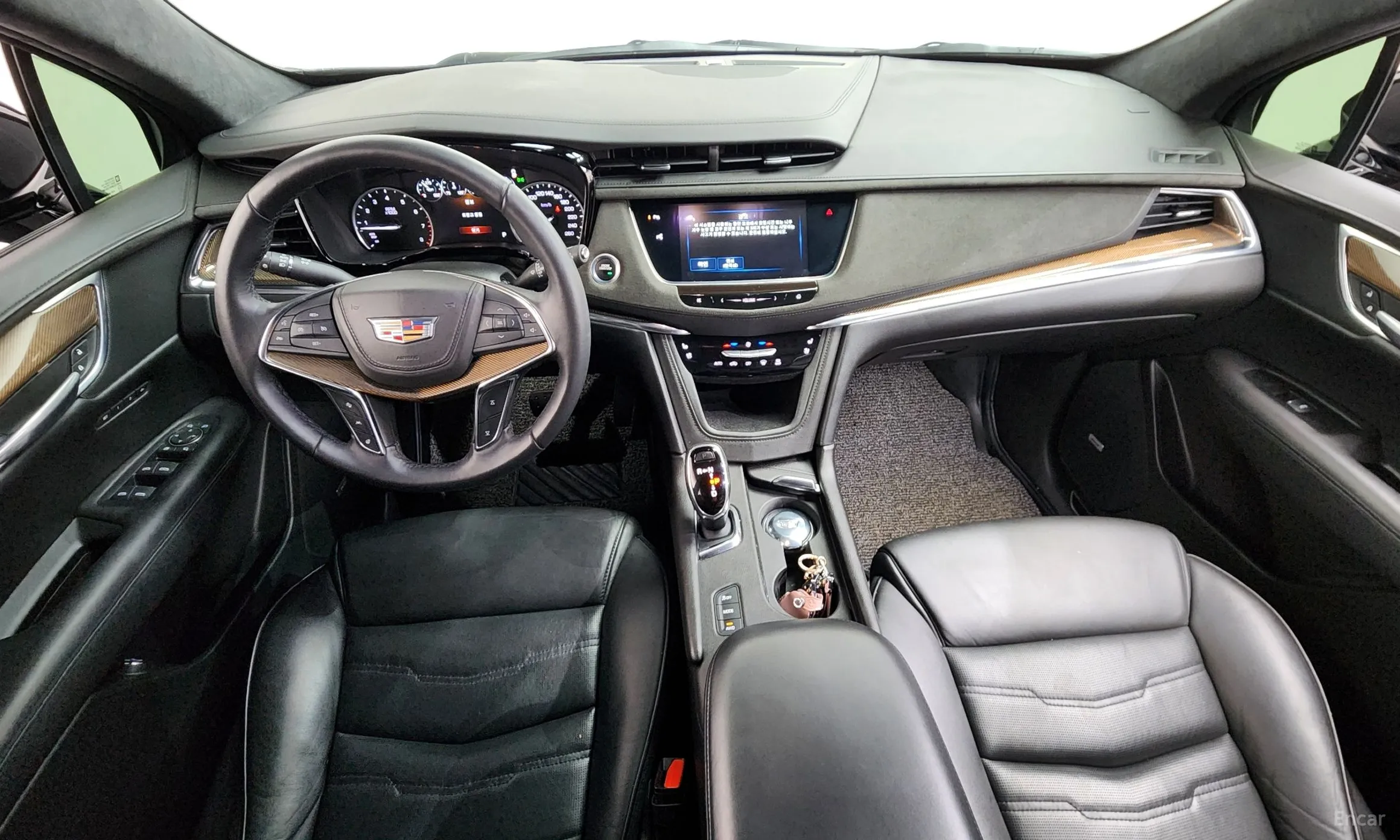 Cadillac XT5 превью 7