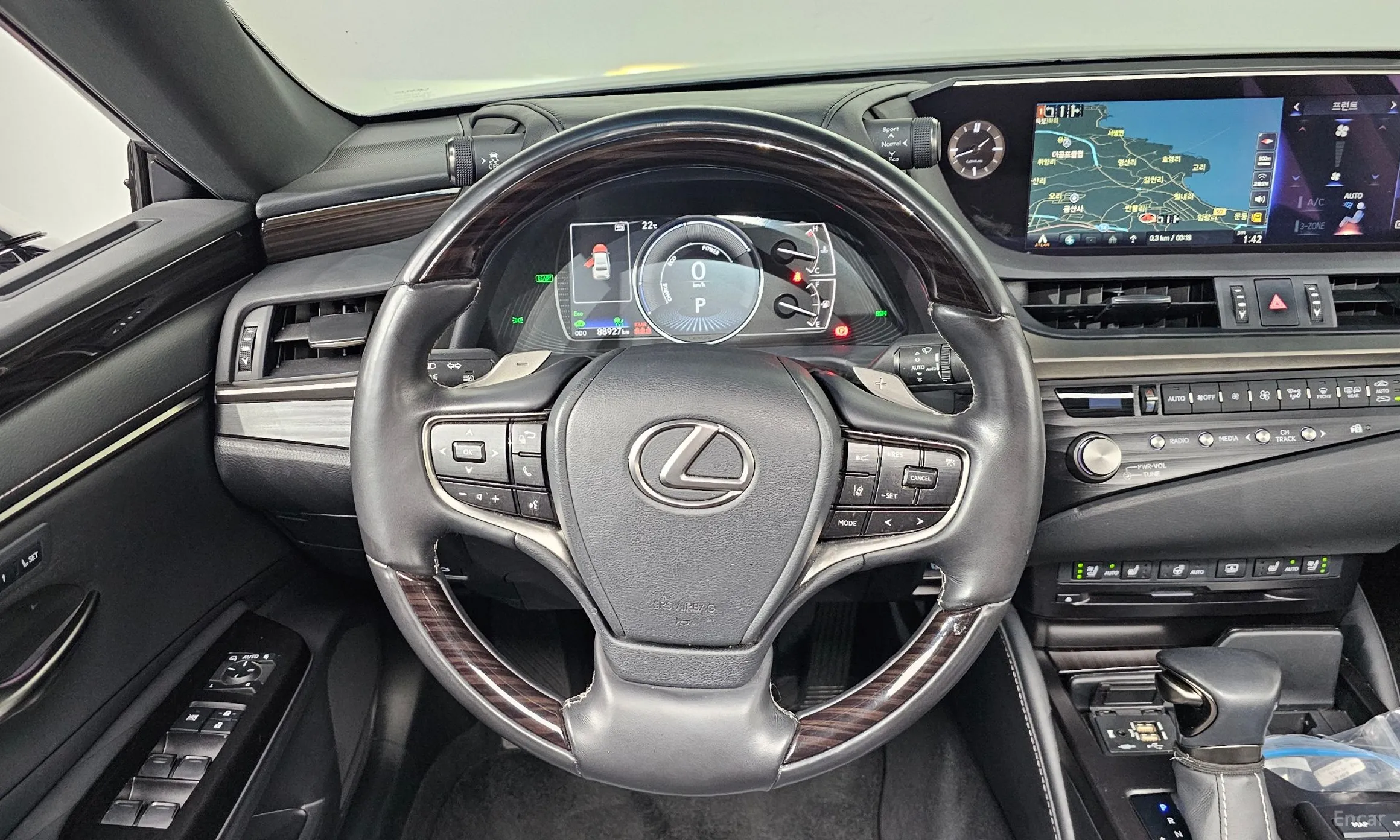 Lexus ES300h 7th Generation превью 13