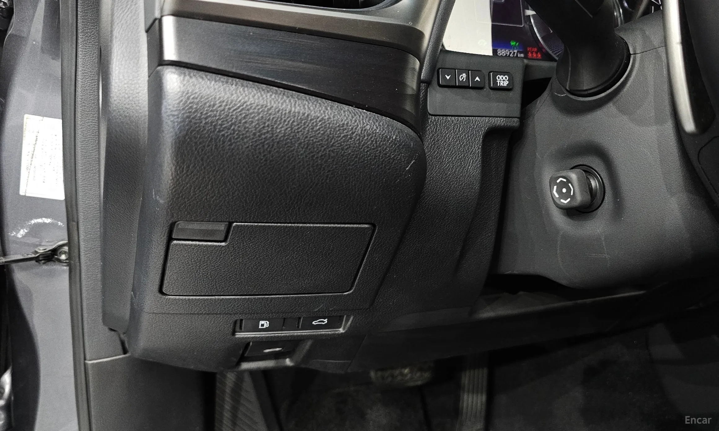 Lexus ES300h 7th Generation превью 14