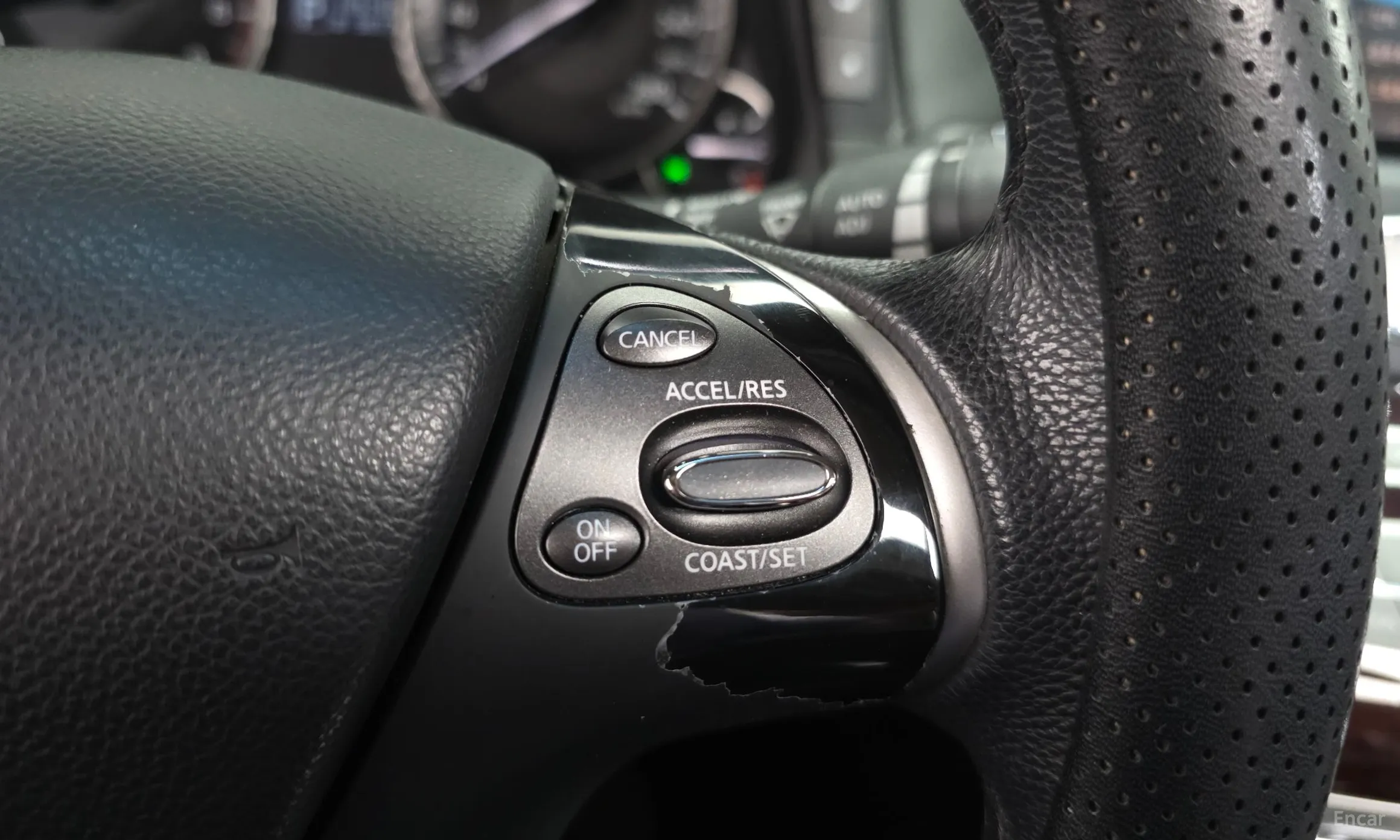 Infiniti M37 превью 18