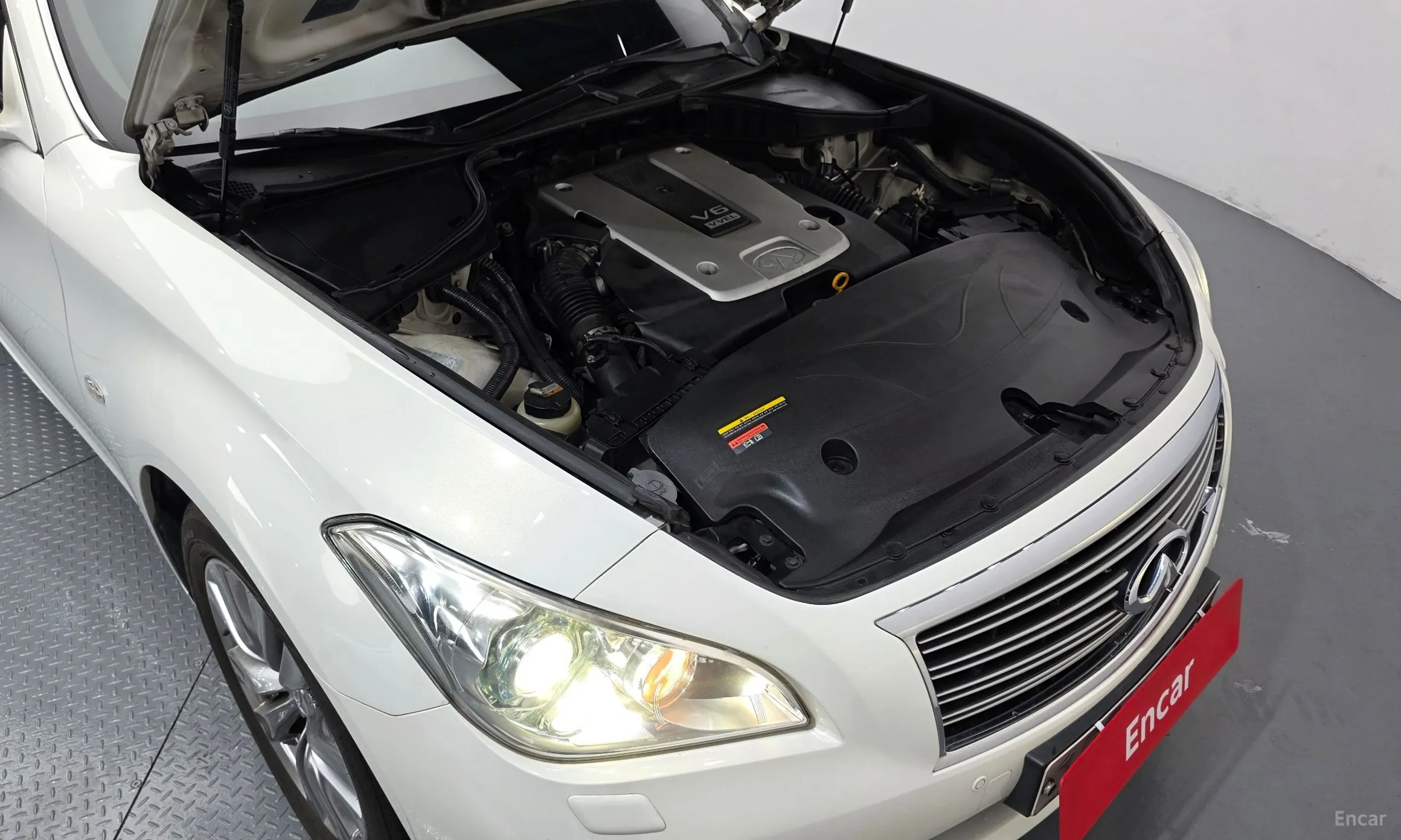 Infiniti M37 превью 6