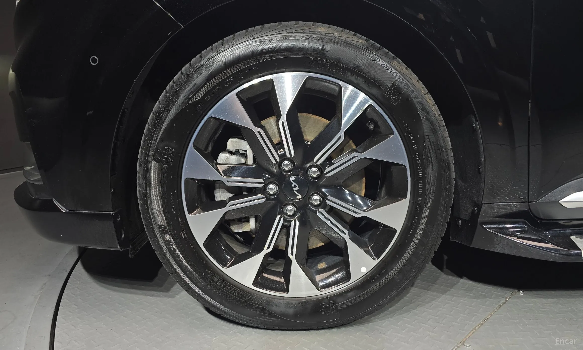 Kia Carnival Gen 4 превью 5
