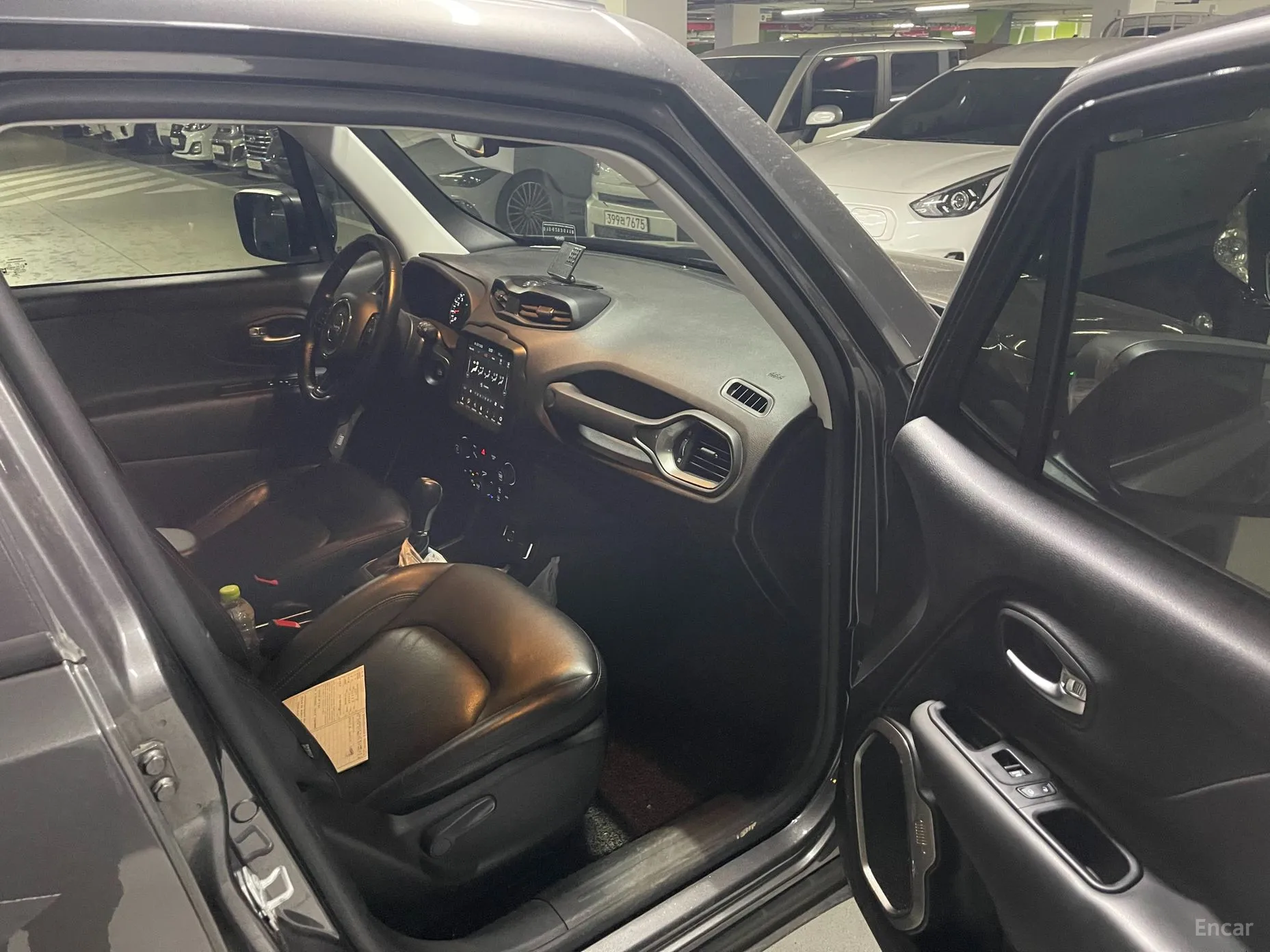 Jeep Renegade превью 15