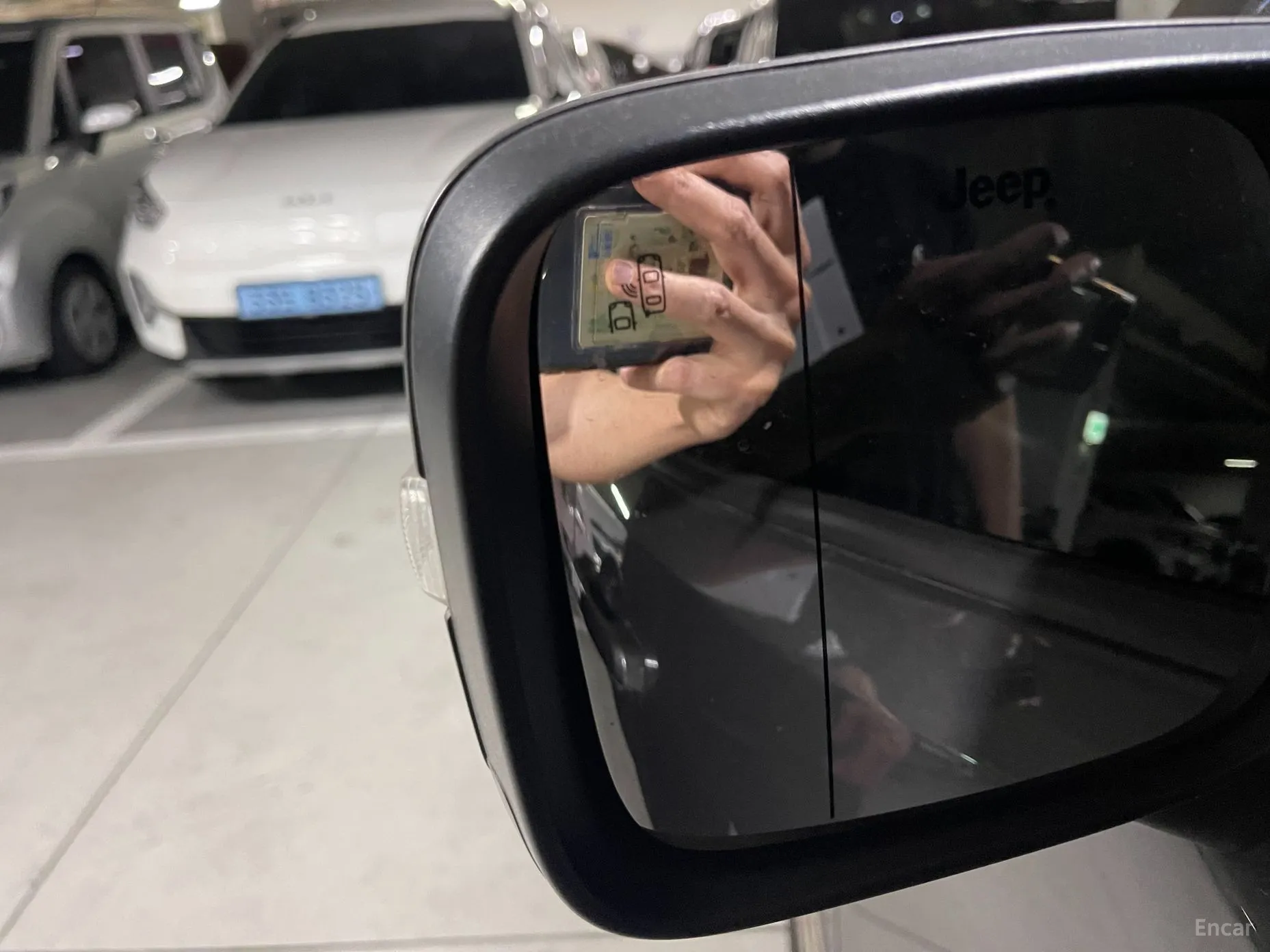 Jeep Renegade превью 17