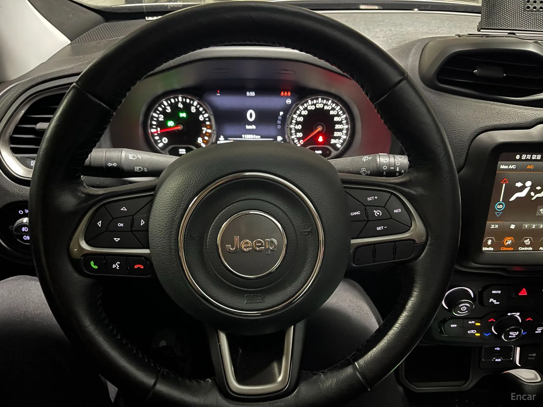 Jeep Renegade превью 6