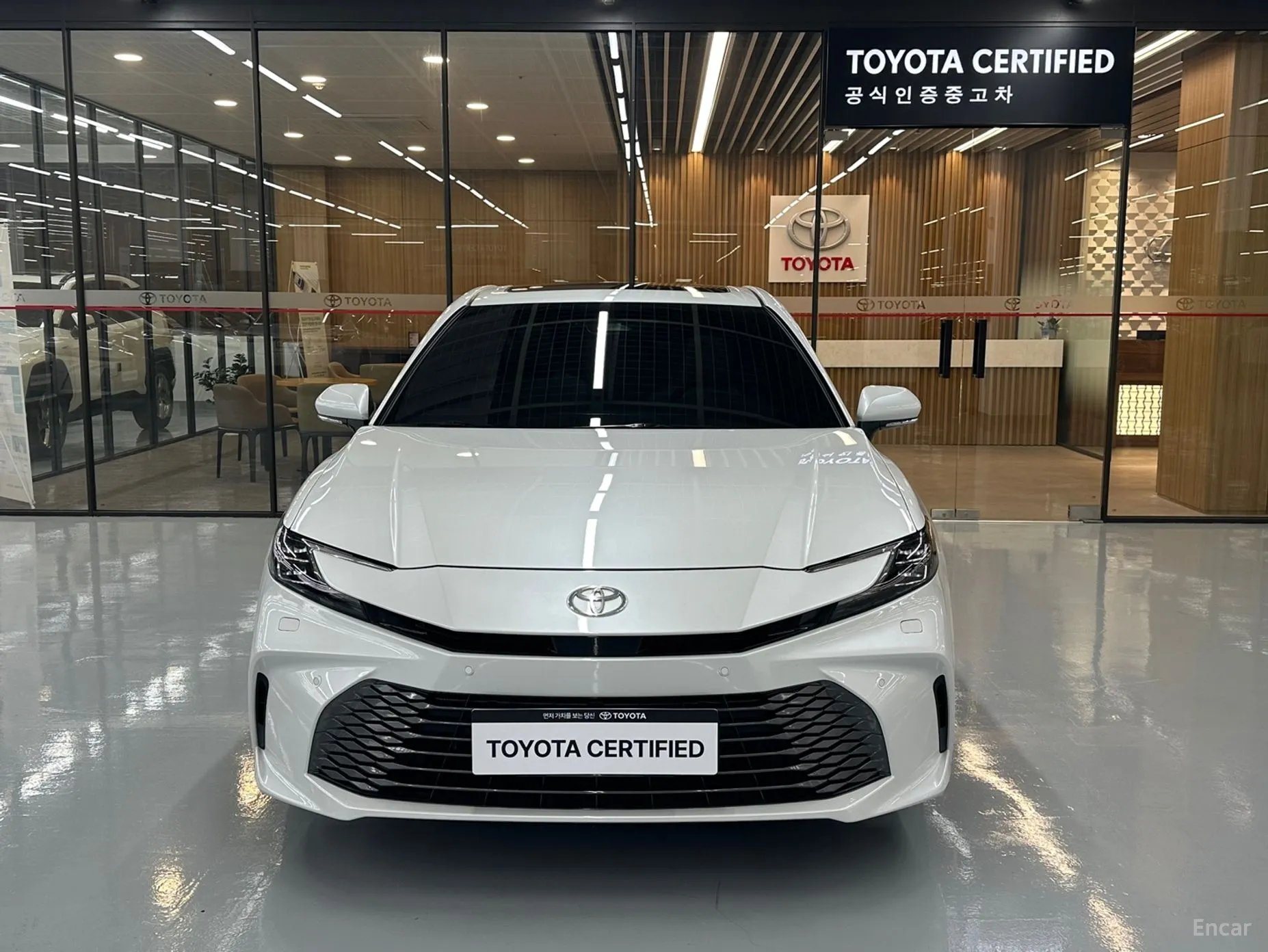 Toyota Camry (XV80) превью 3