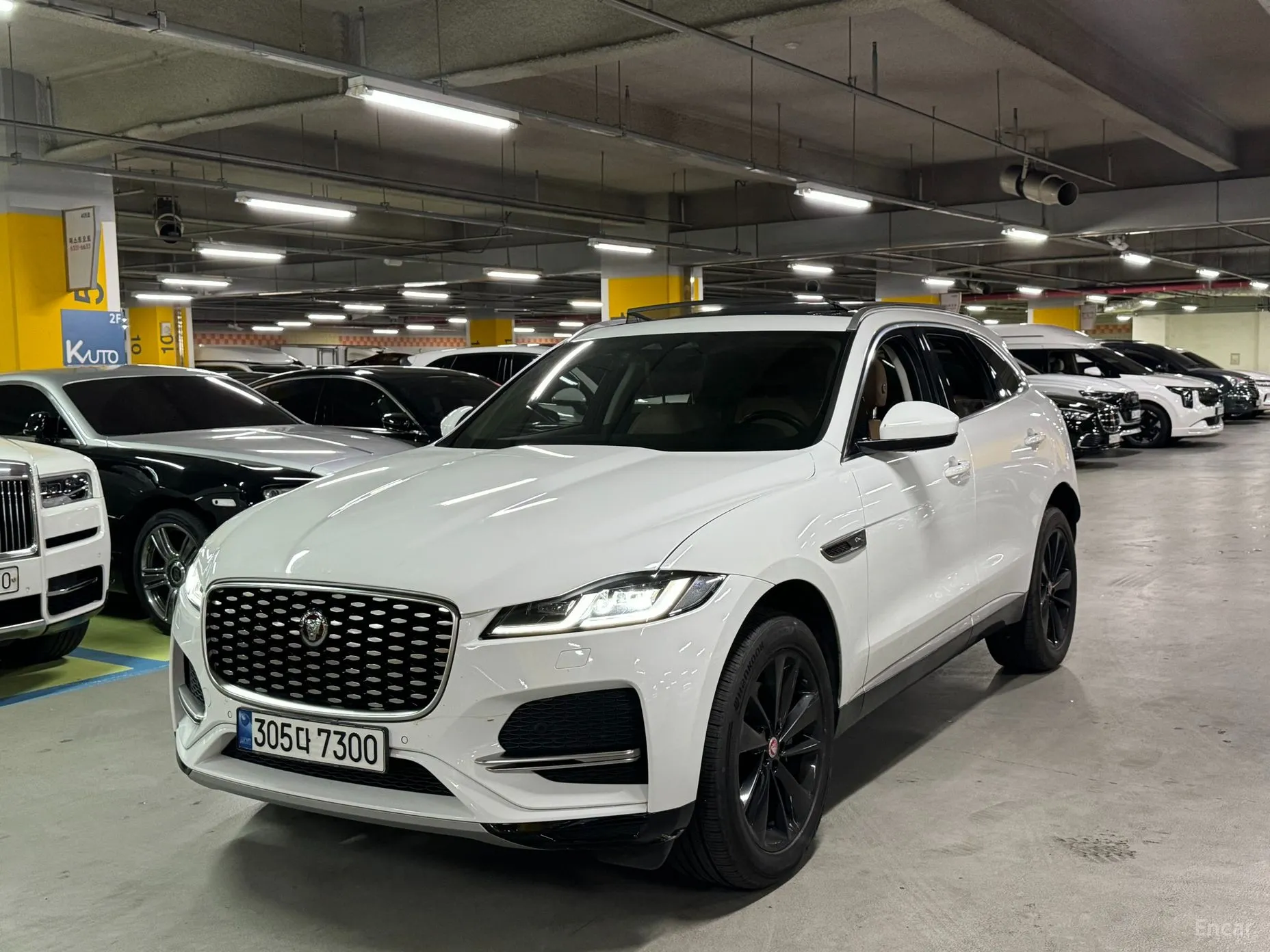 Jaguar F-PACE