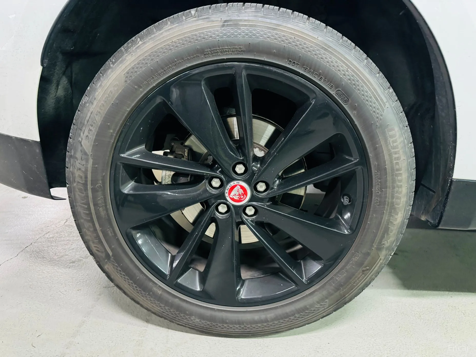 Jaguar F-PACE превью 5