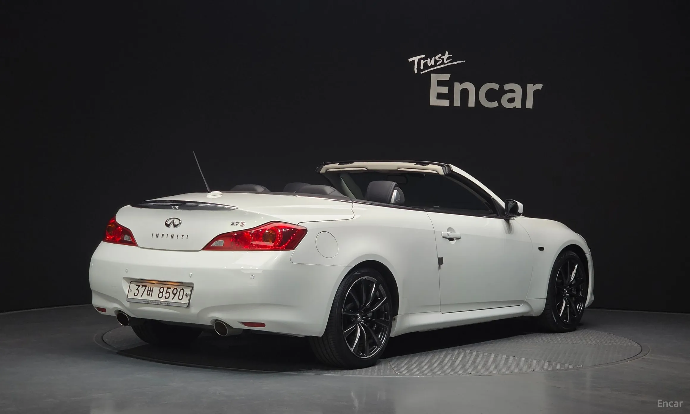 Infiniti G37