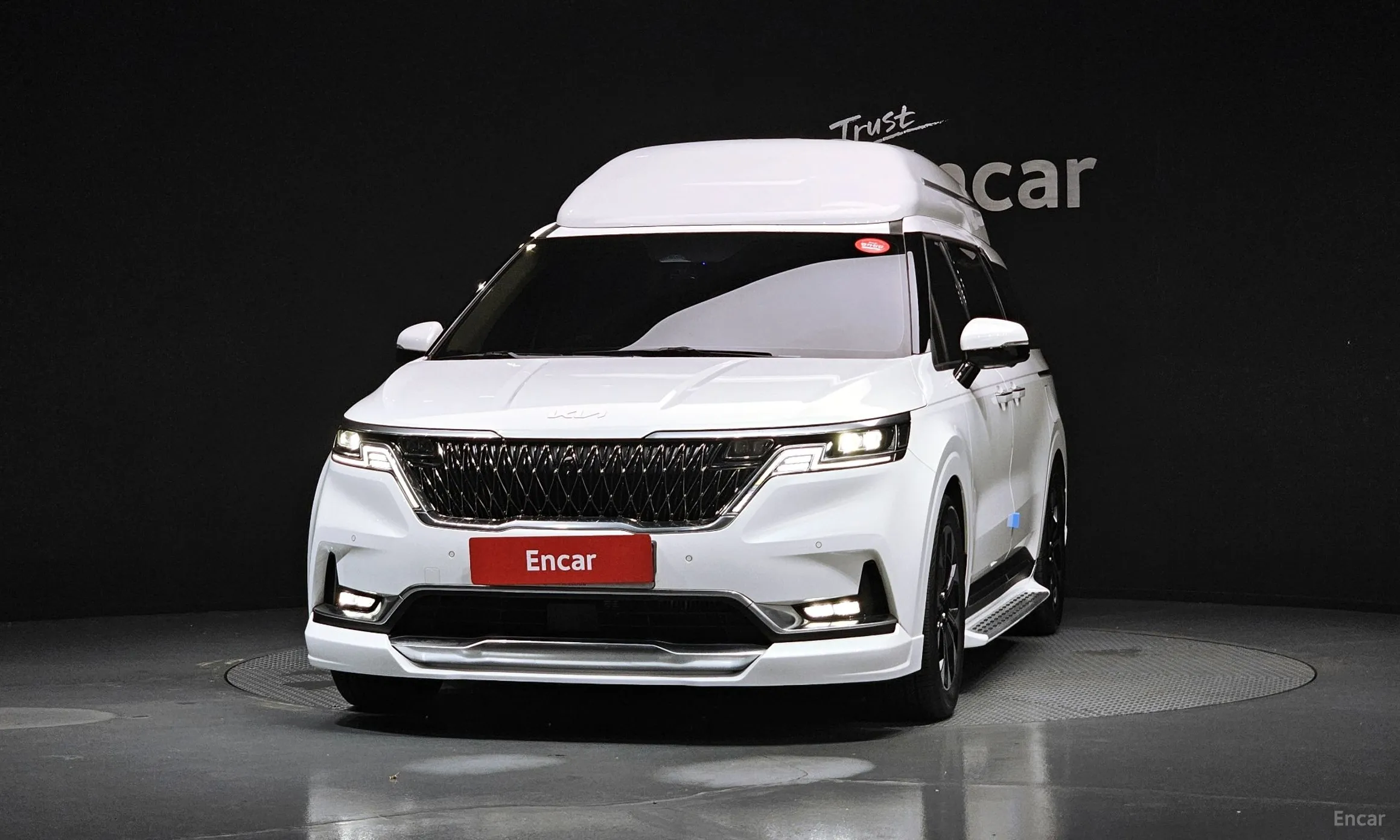 Kia Carnival Gen 4 превью 3