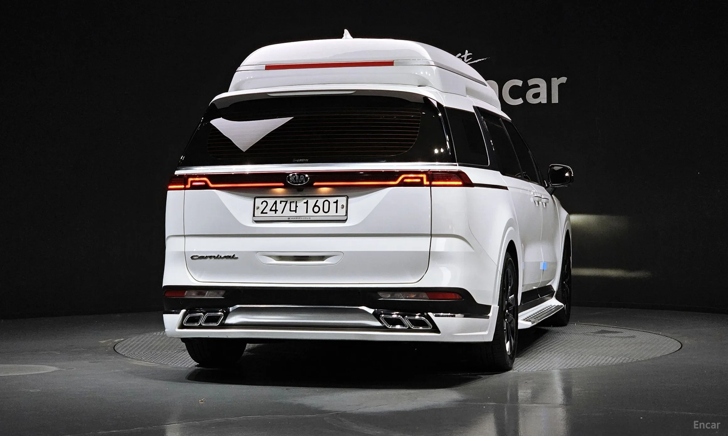 Kia Carnival Gen 4 превью 4