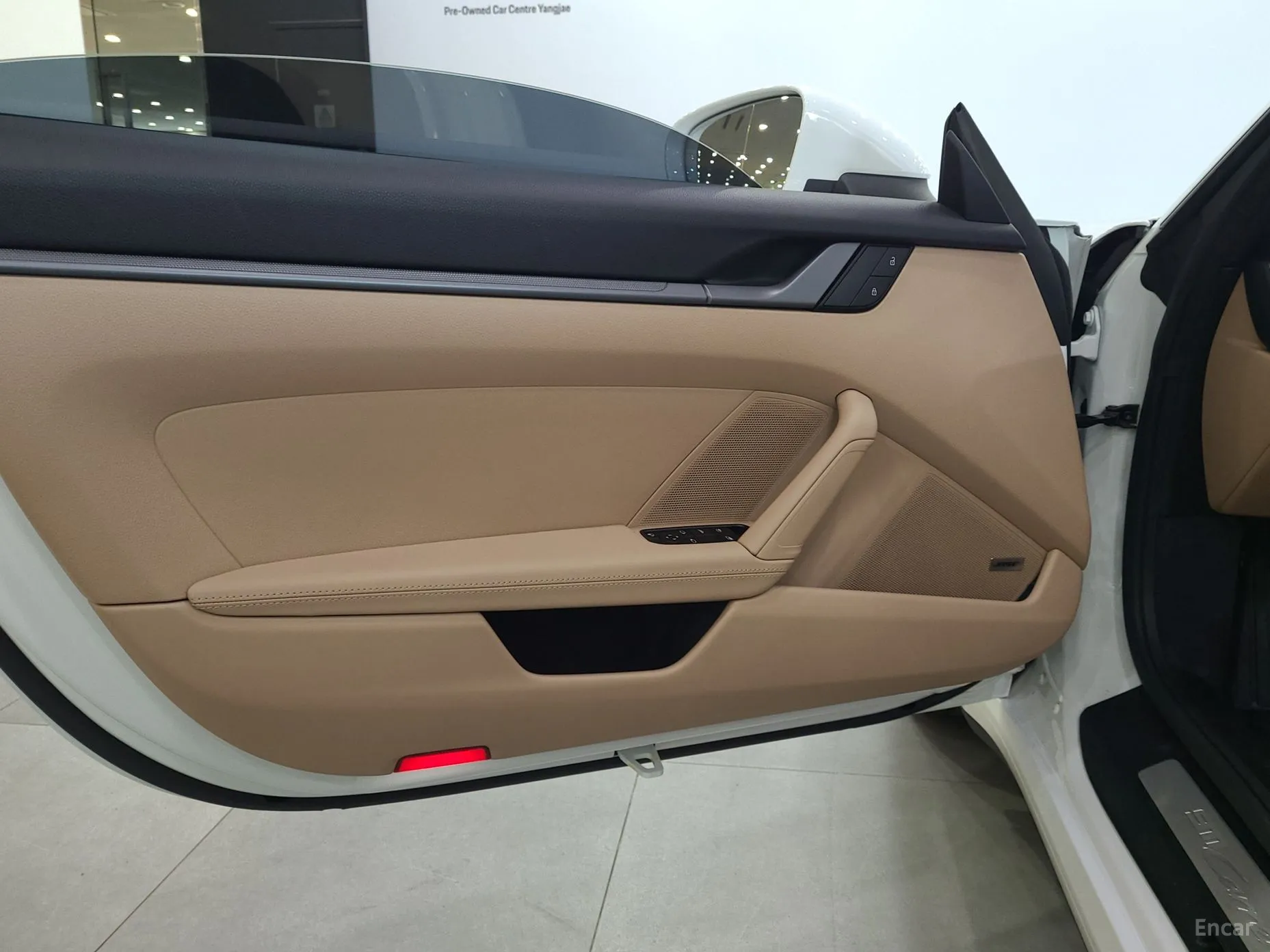 Porsche 911 (992) превью 14