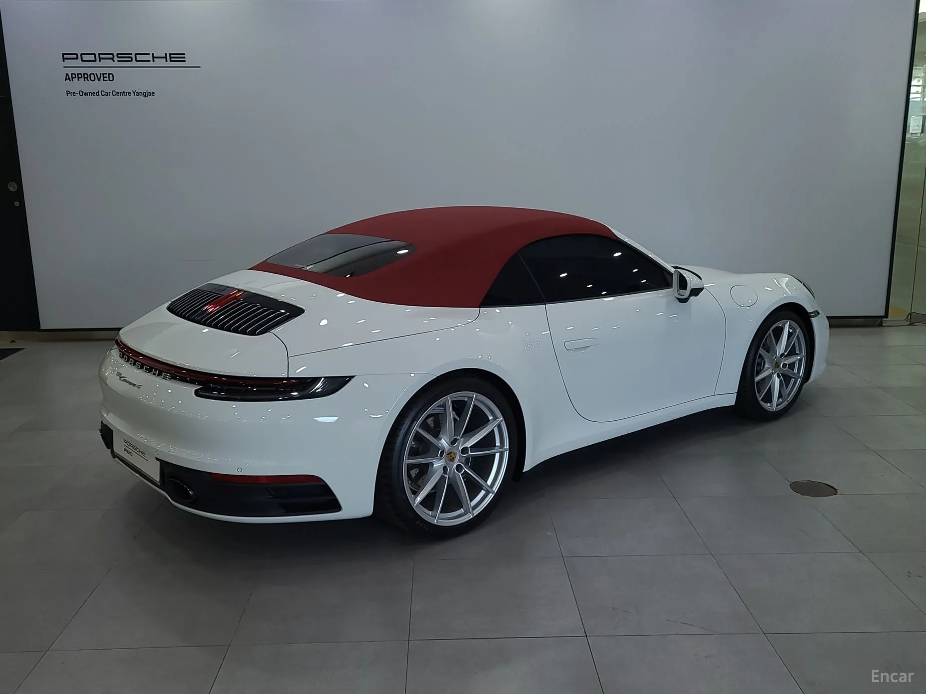 Porsche 911 (992)