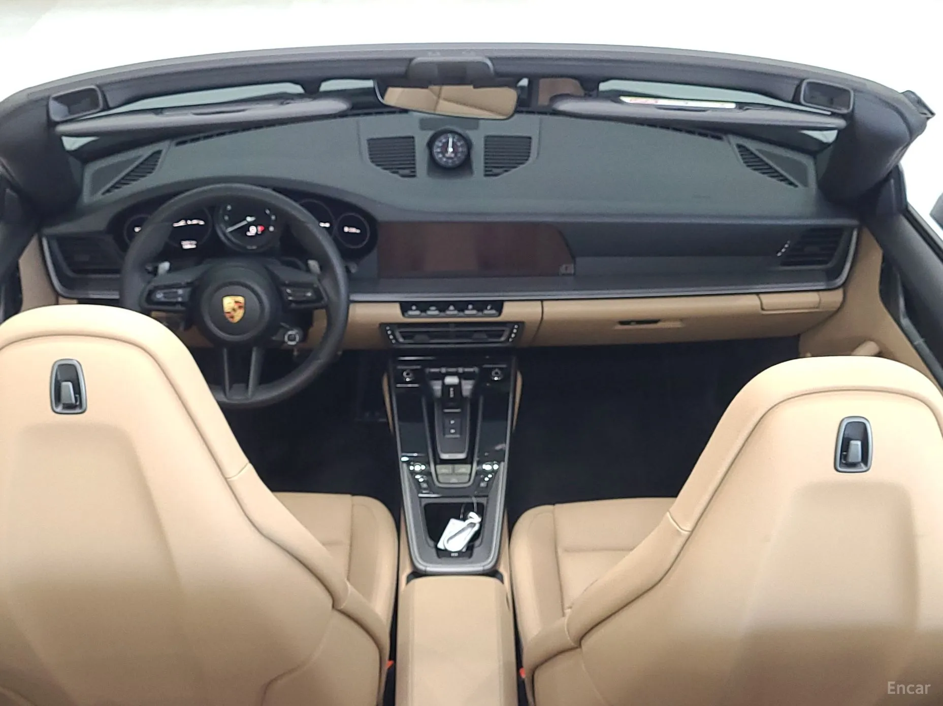 Porsche 911 (992) превью 7