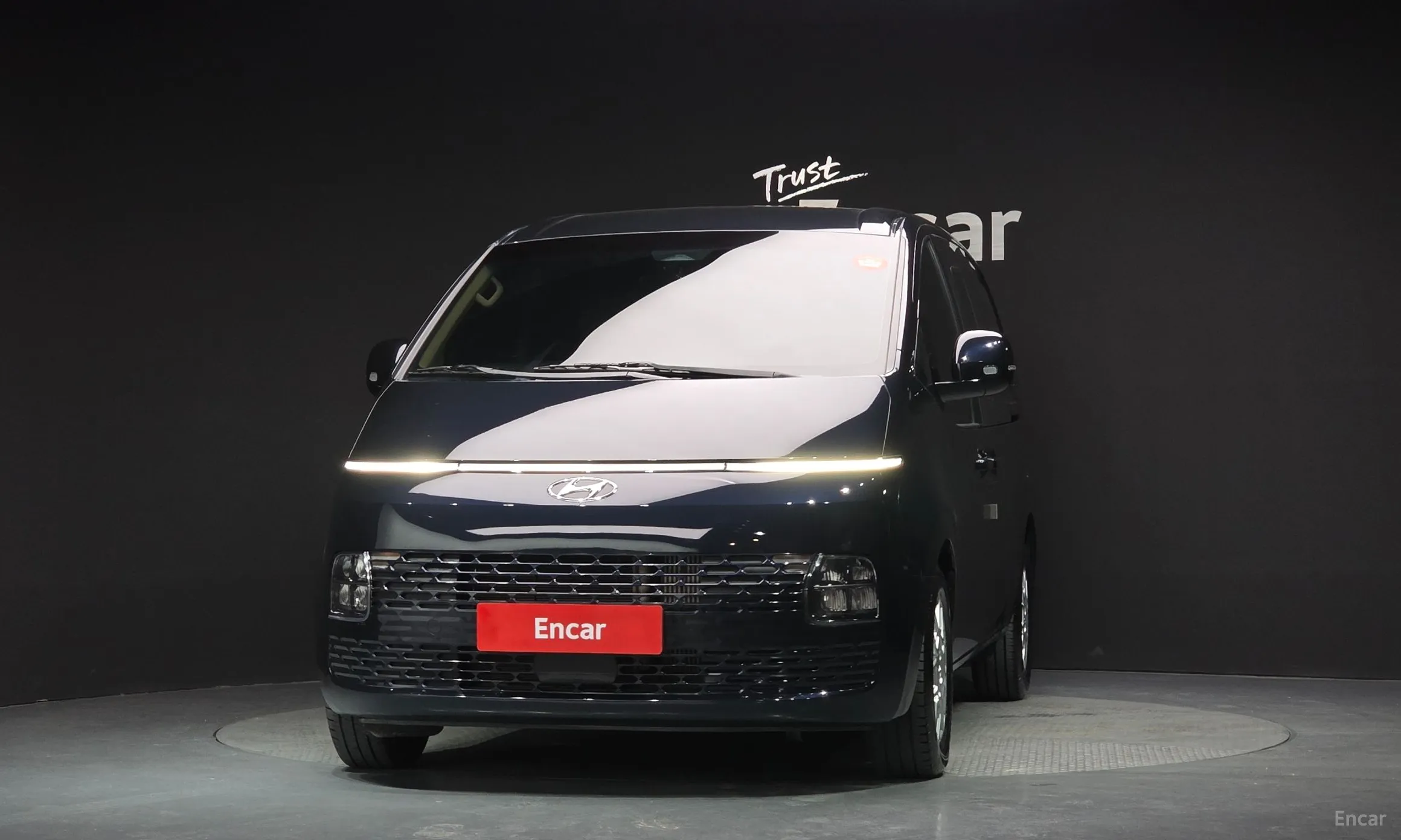 Hyundai Staria превью 3