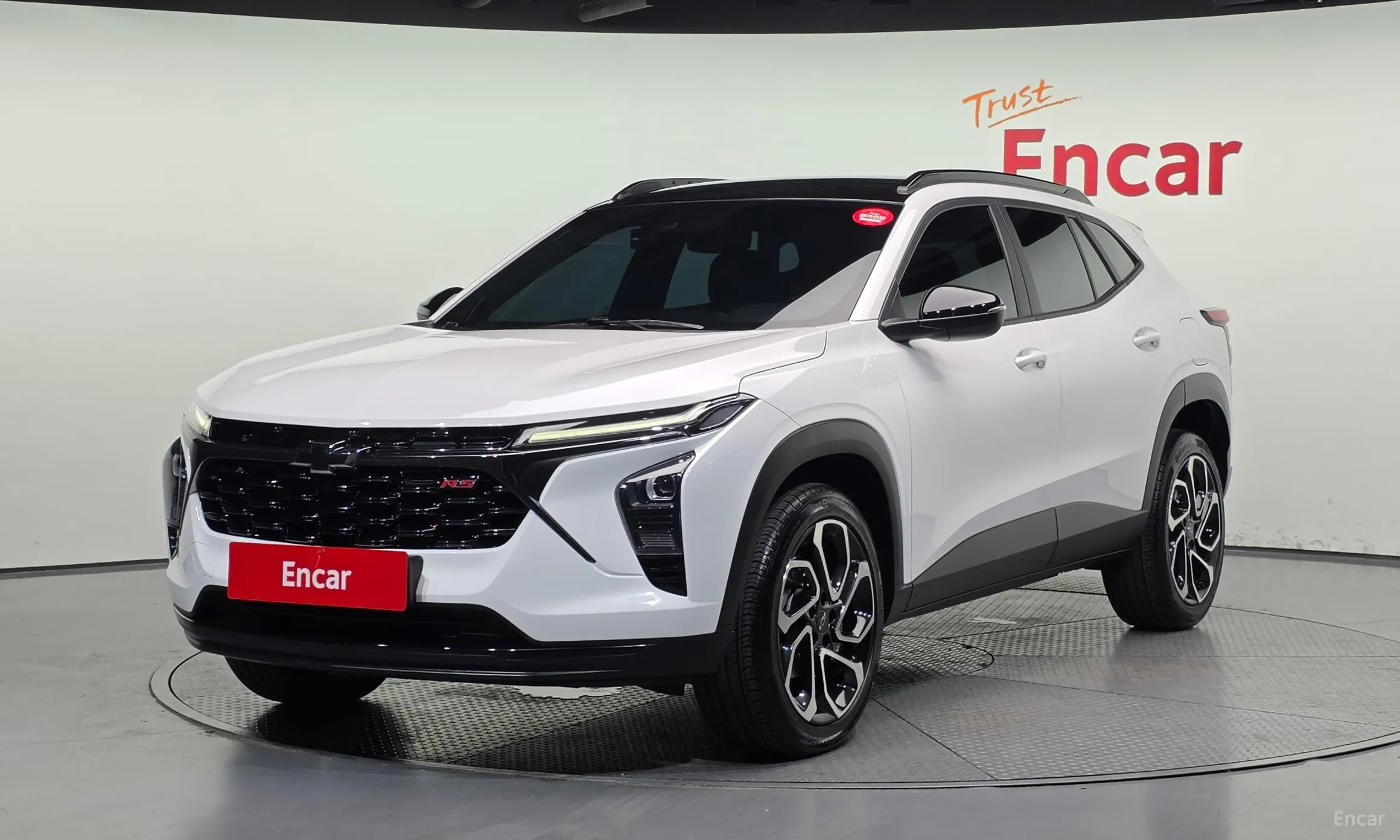 Trax Crossover