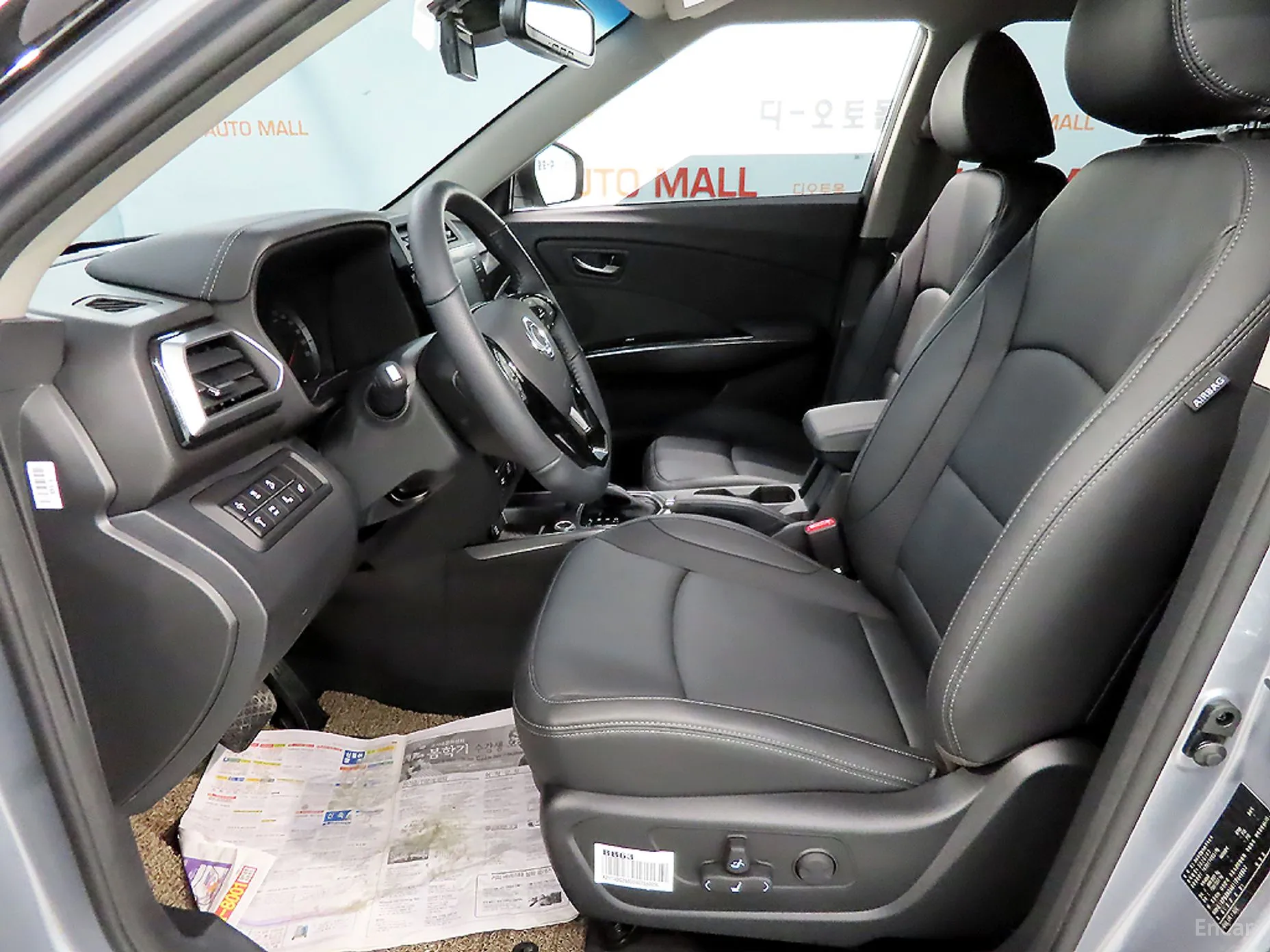 KG Mobility (SsangYong) Tivoli превью 10