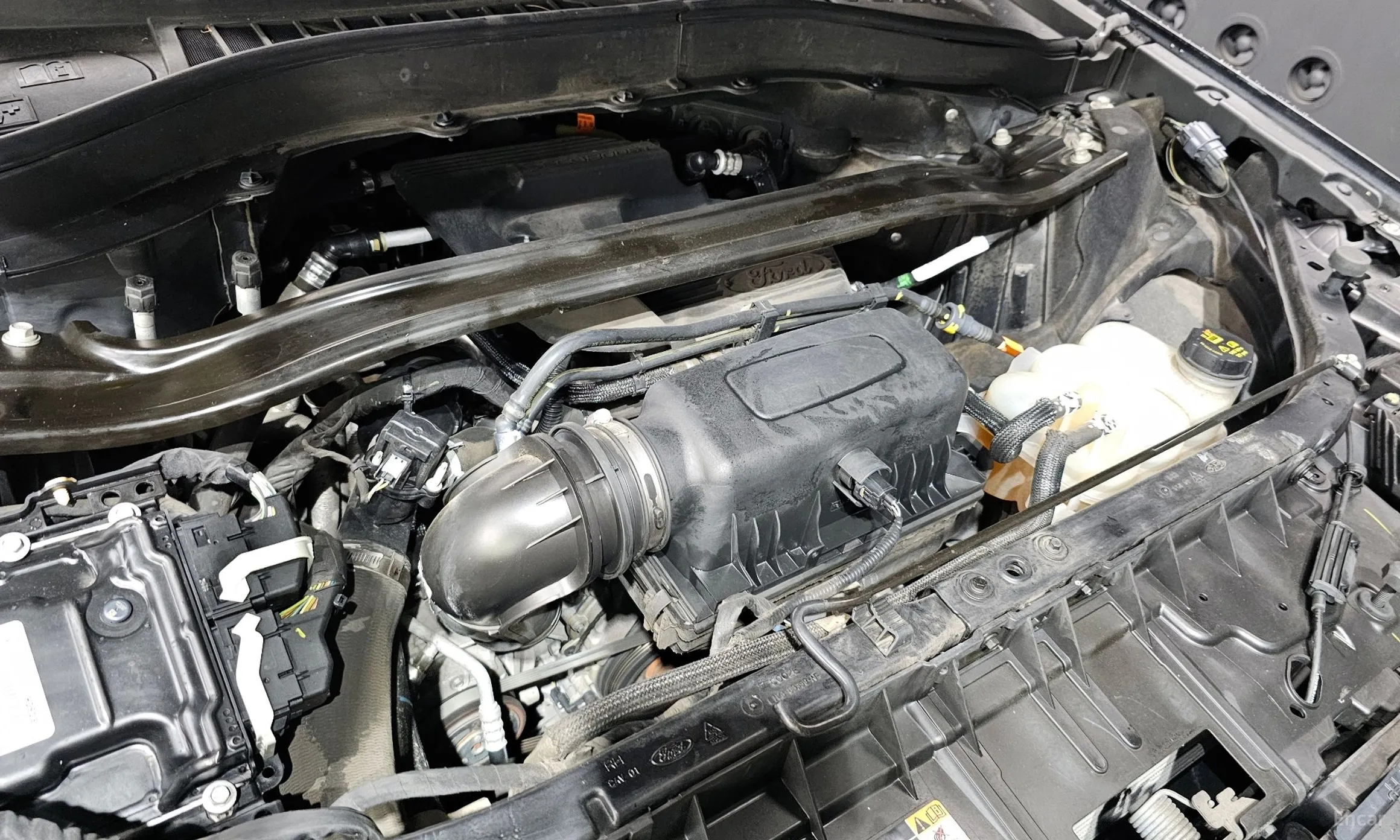 Ford Explorer 6th Generation превью 6