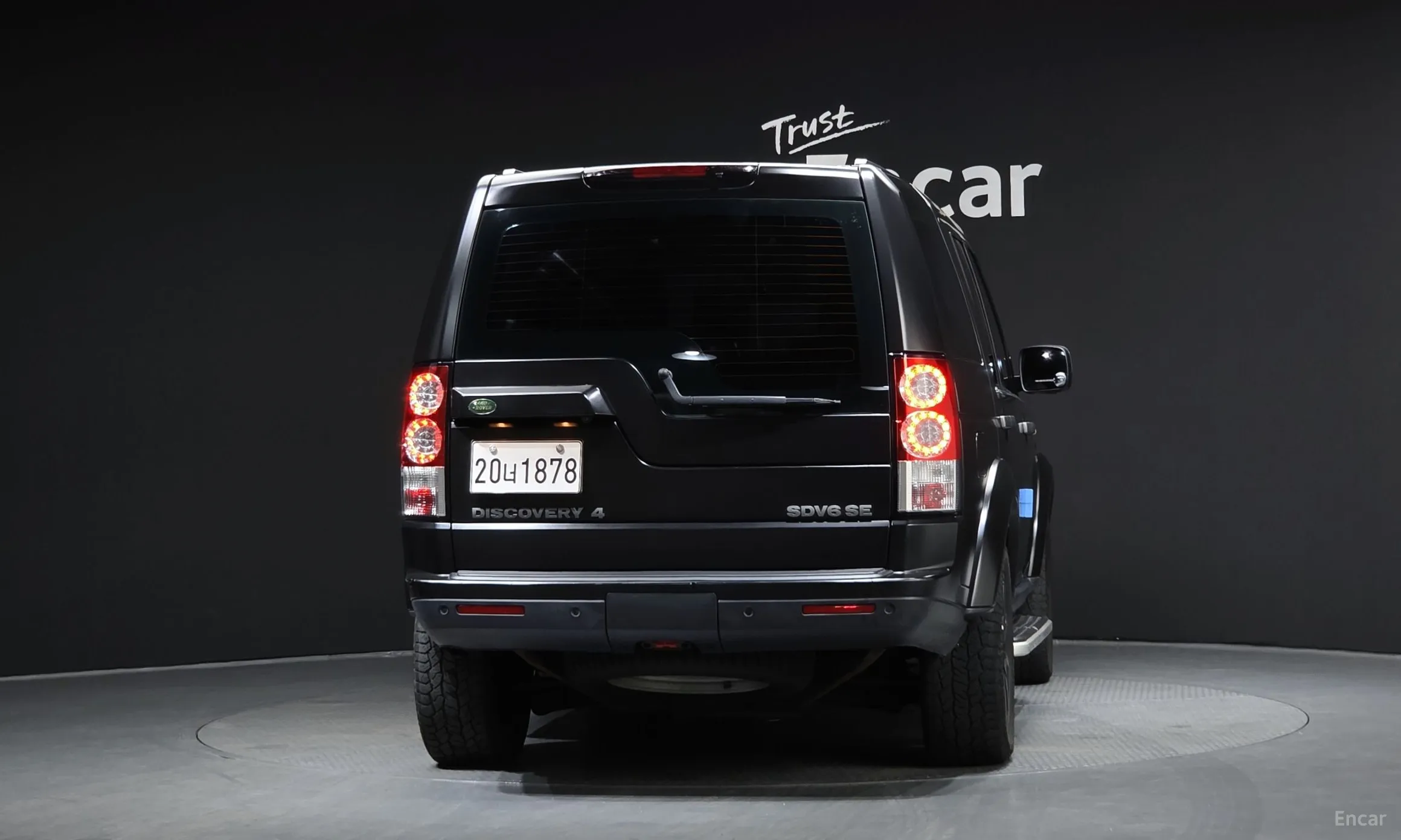 Land Rover Discovery 4 превью 4
