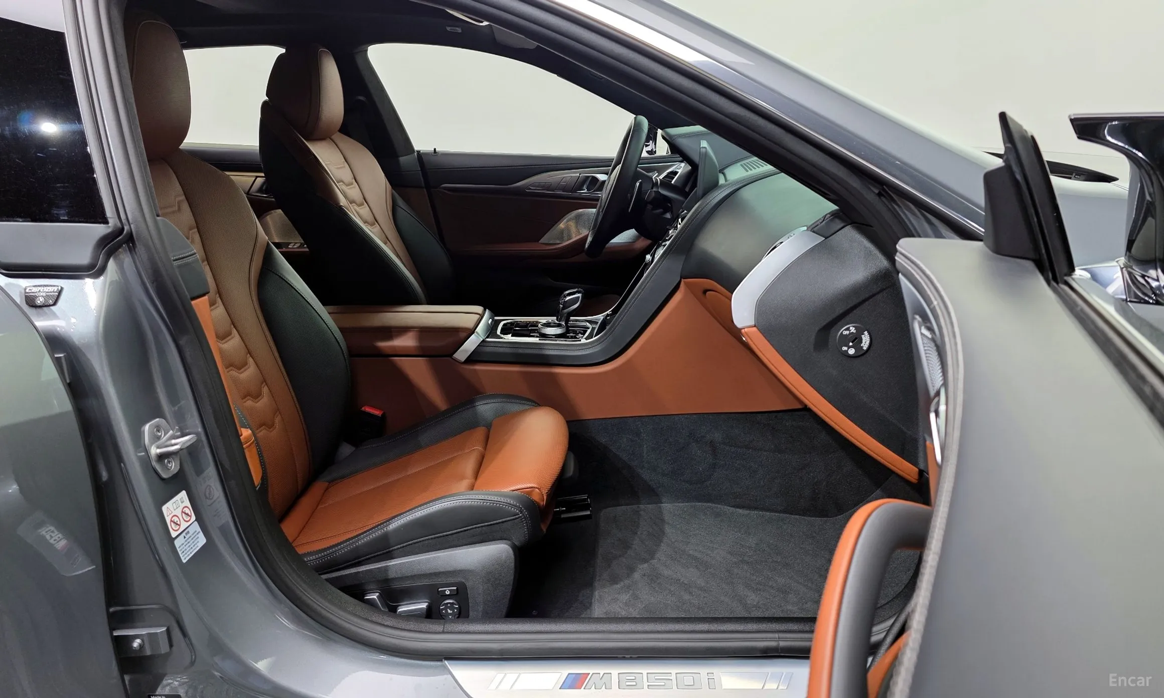 BMW 8-series (G15) превью 11
