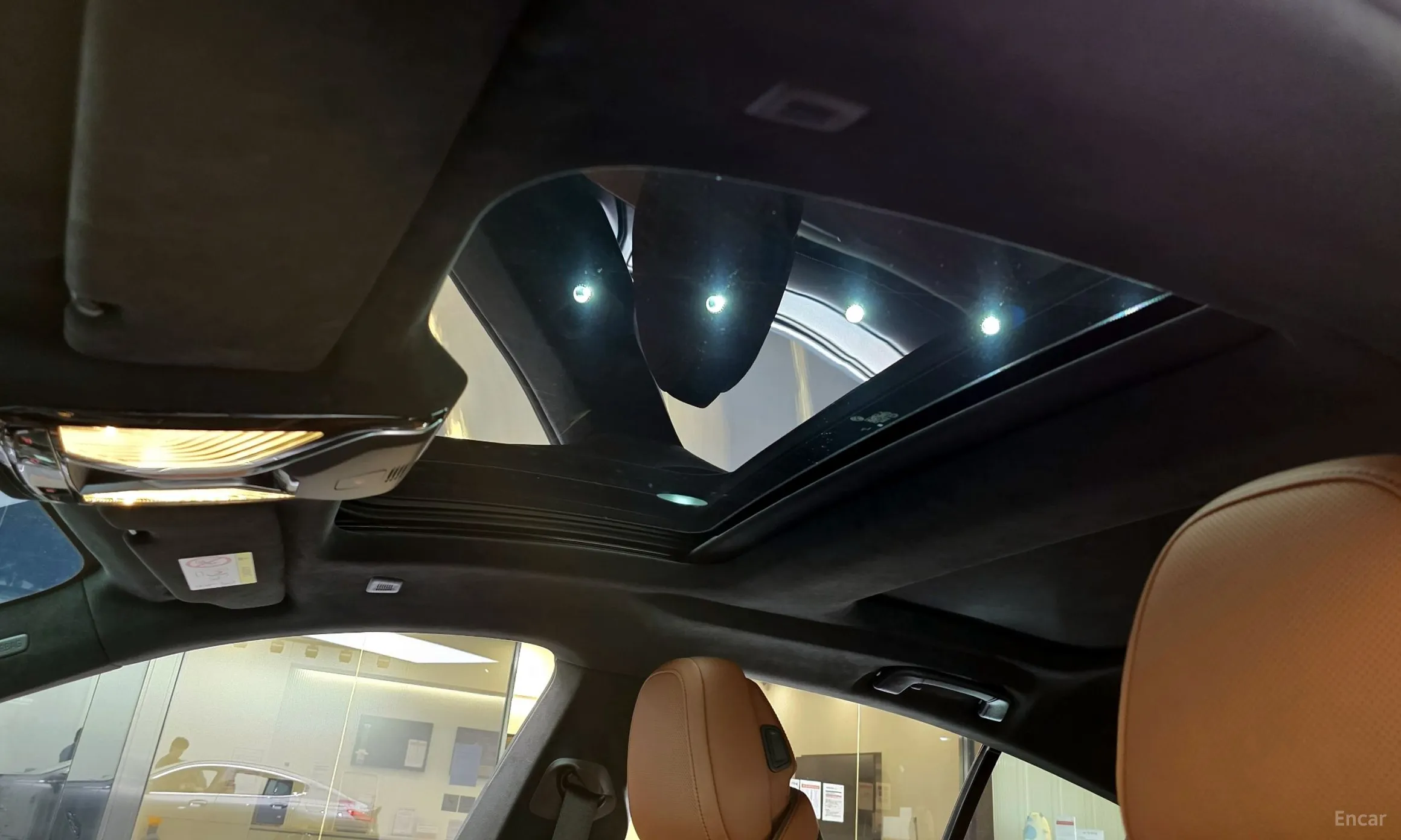 BMW 8-series (G15) превью 18