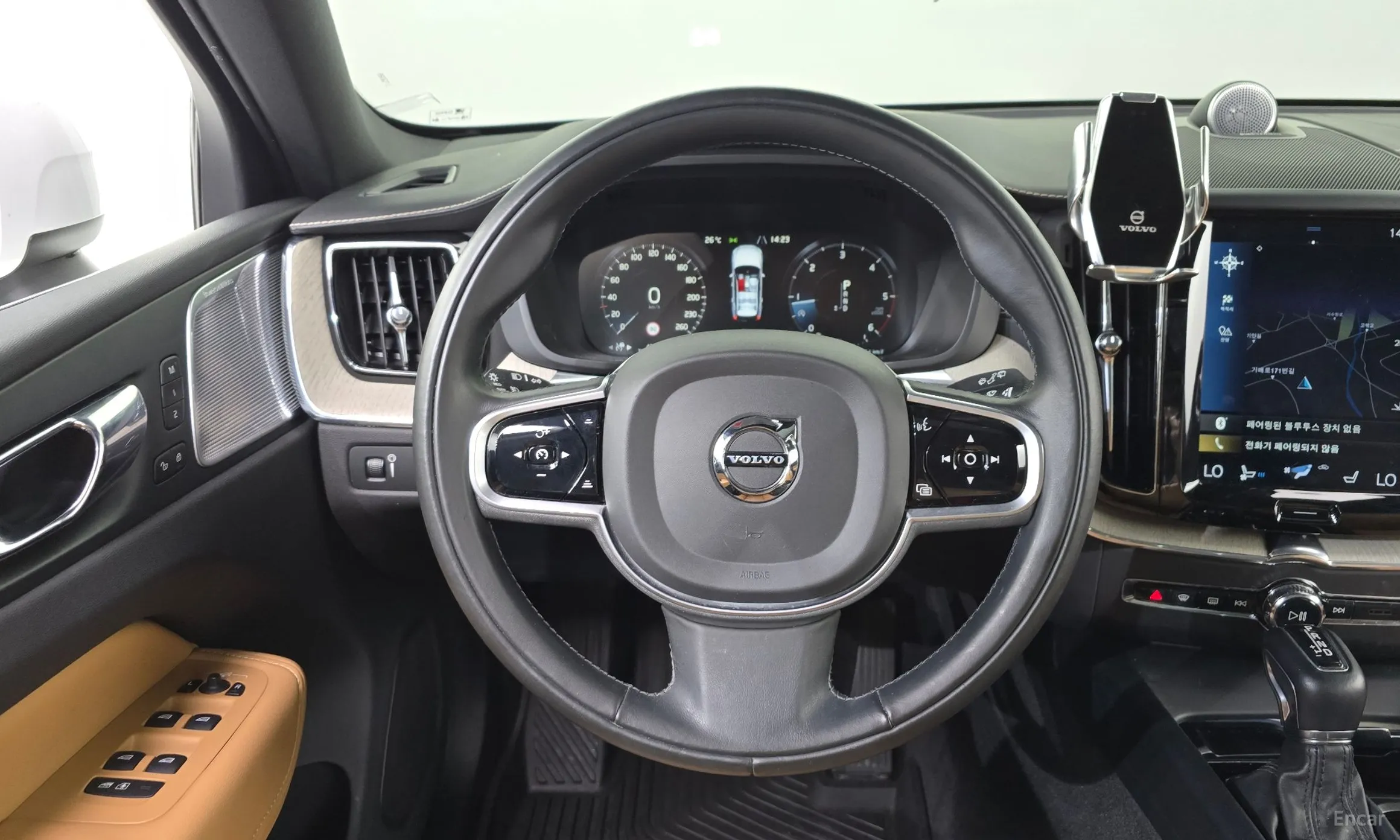 Volvo XC60 Gen 2 превью 13