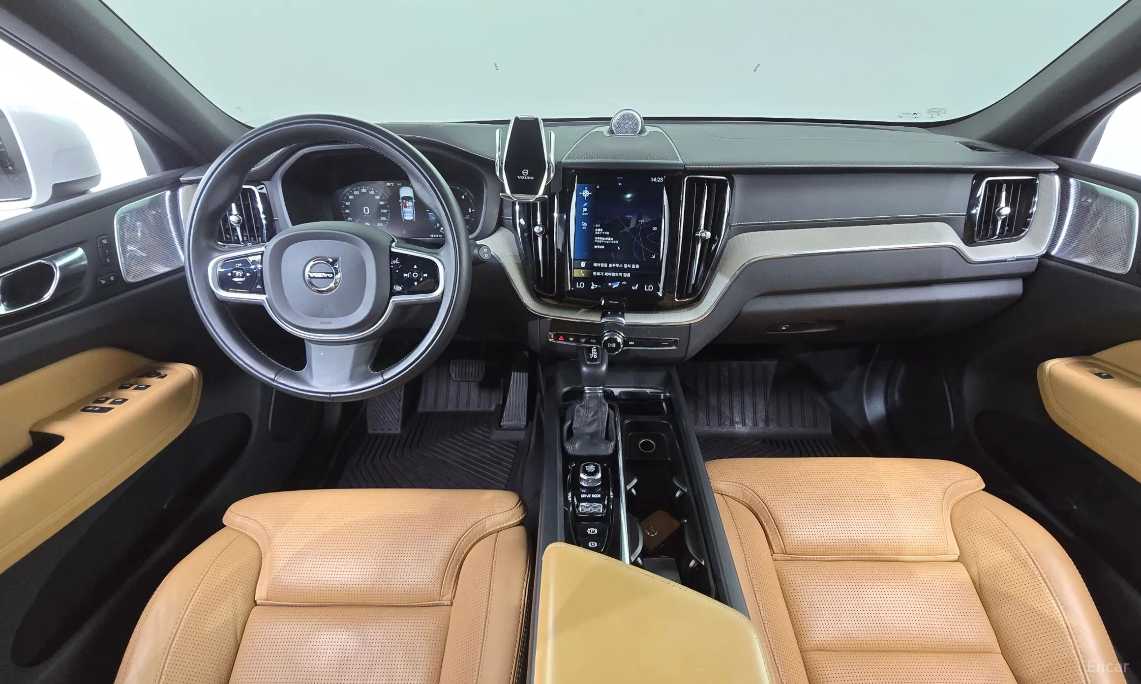Volvo XC60 Gen 2 превью 7