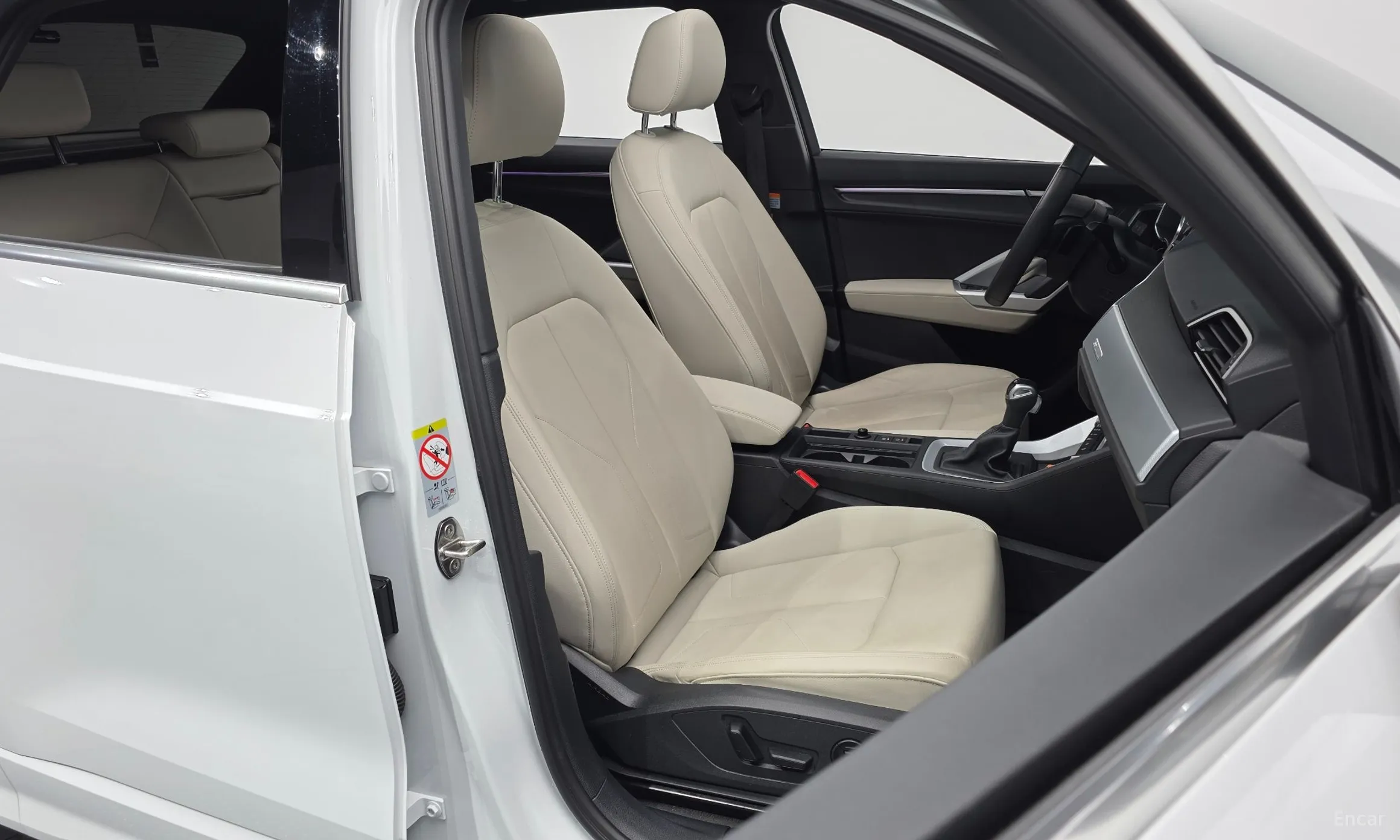 Audi Q3 (F3) превью 12