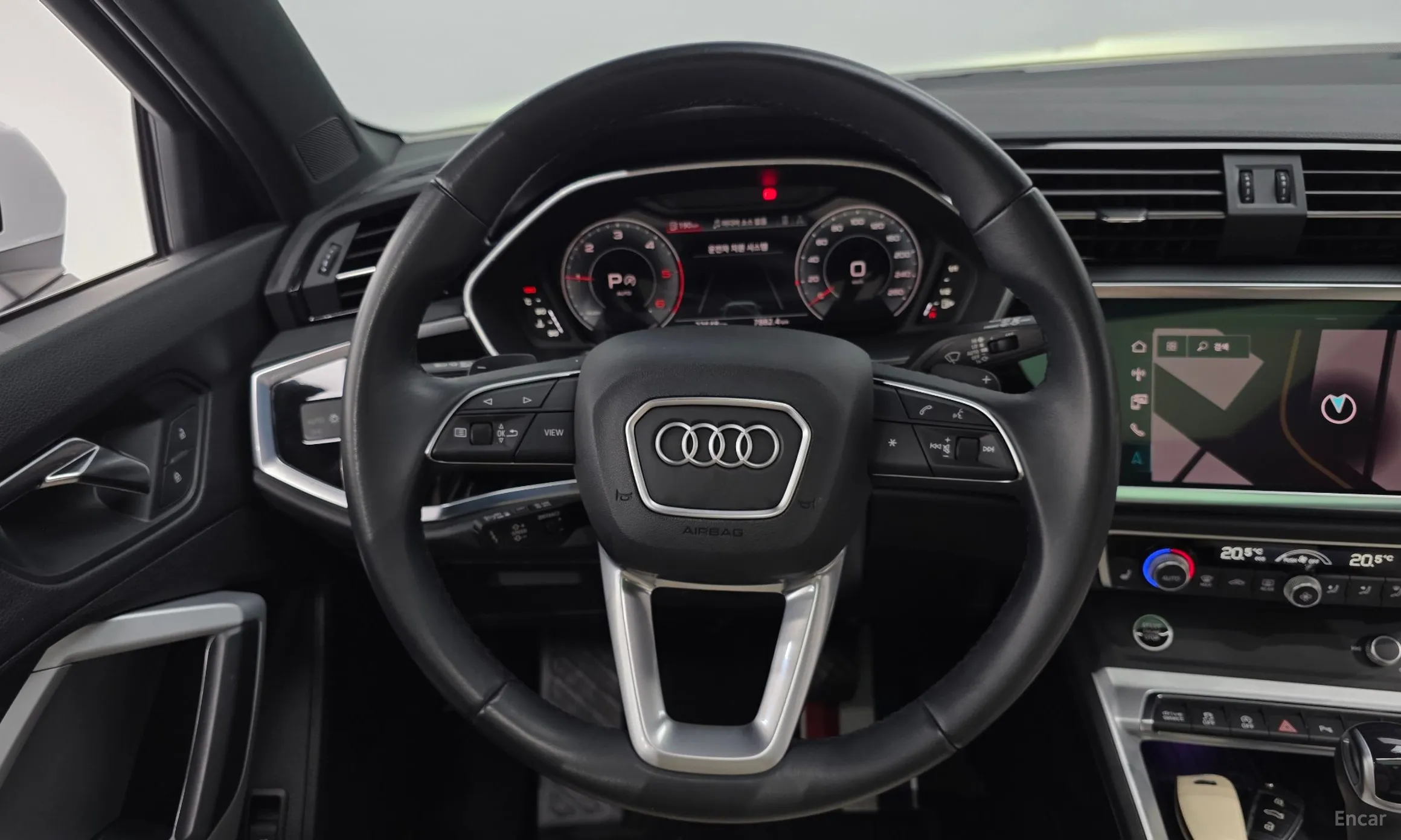 Audi Q3 (F3) превью 15