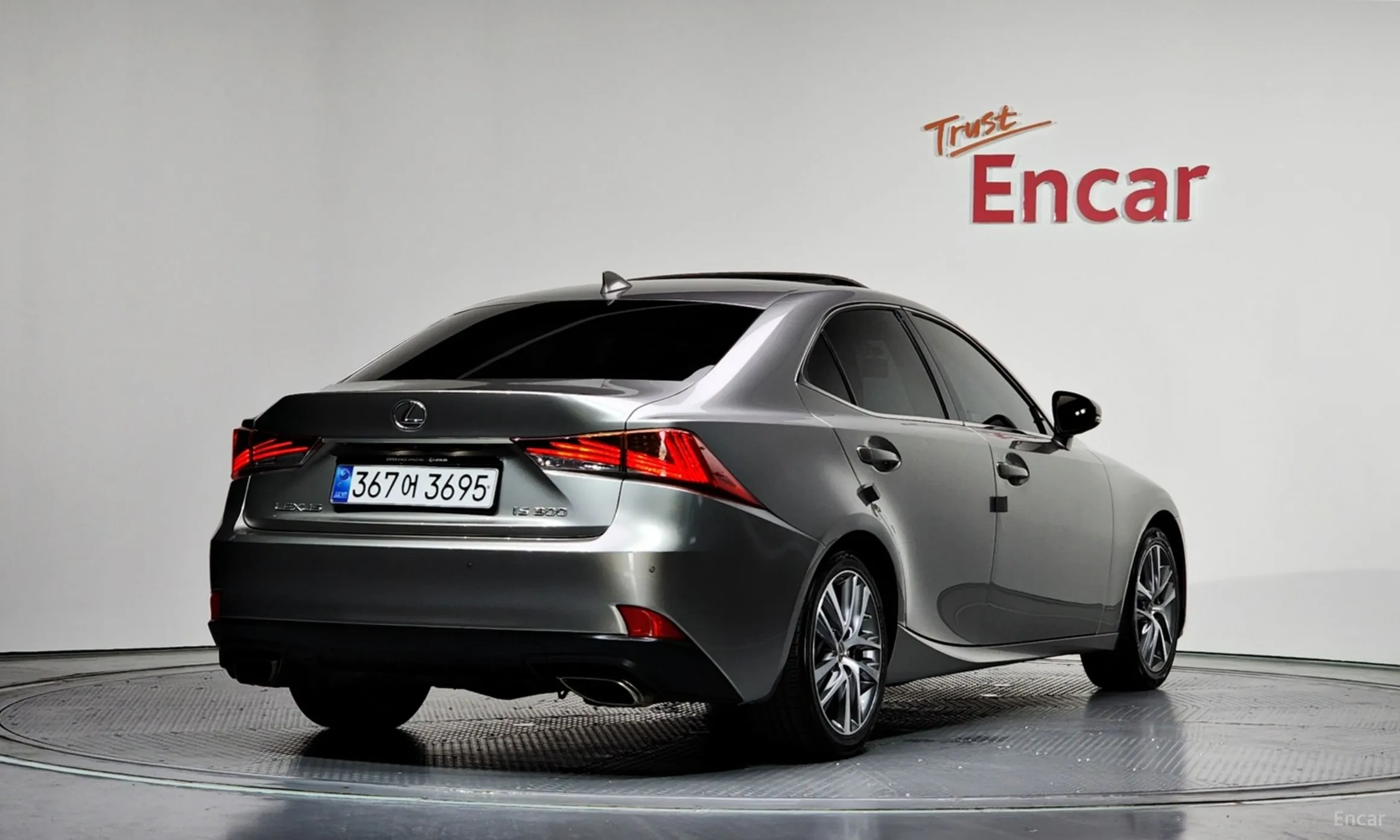Lexus New IS300