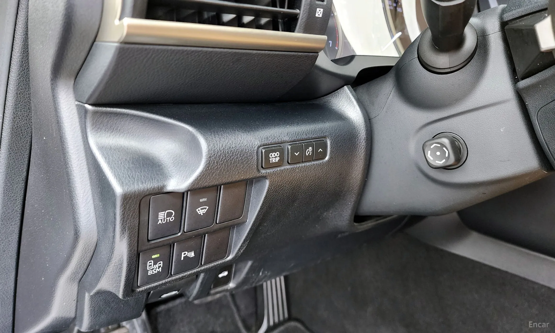 Lexus New IS300 превью 16