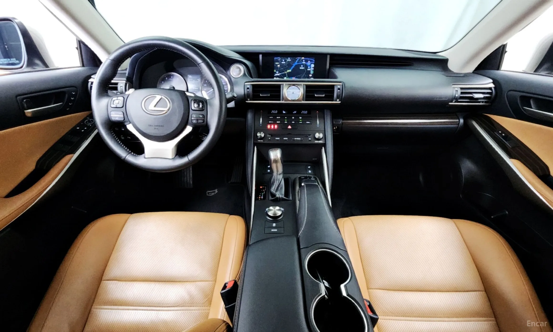 Lexus New IS300 превью 7