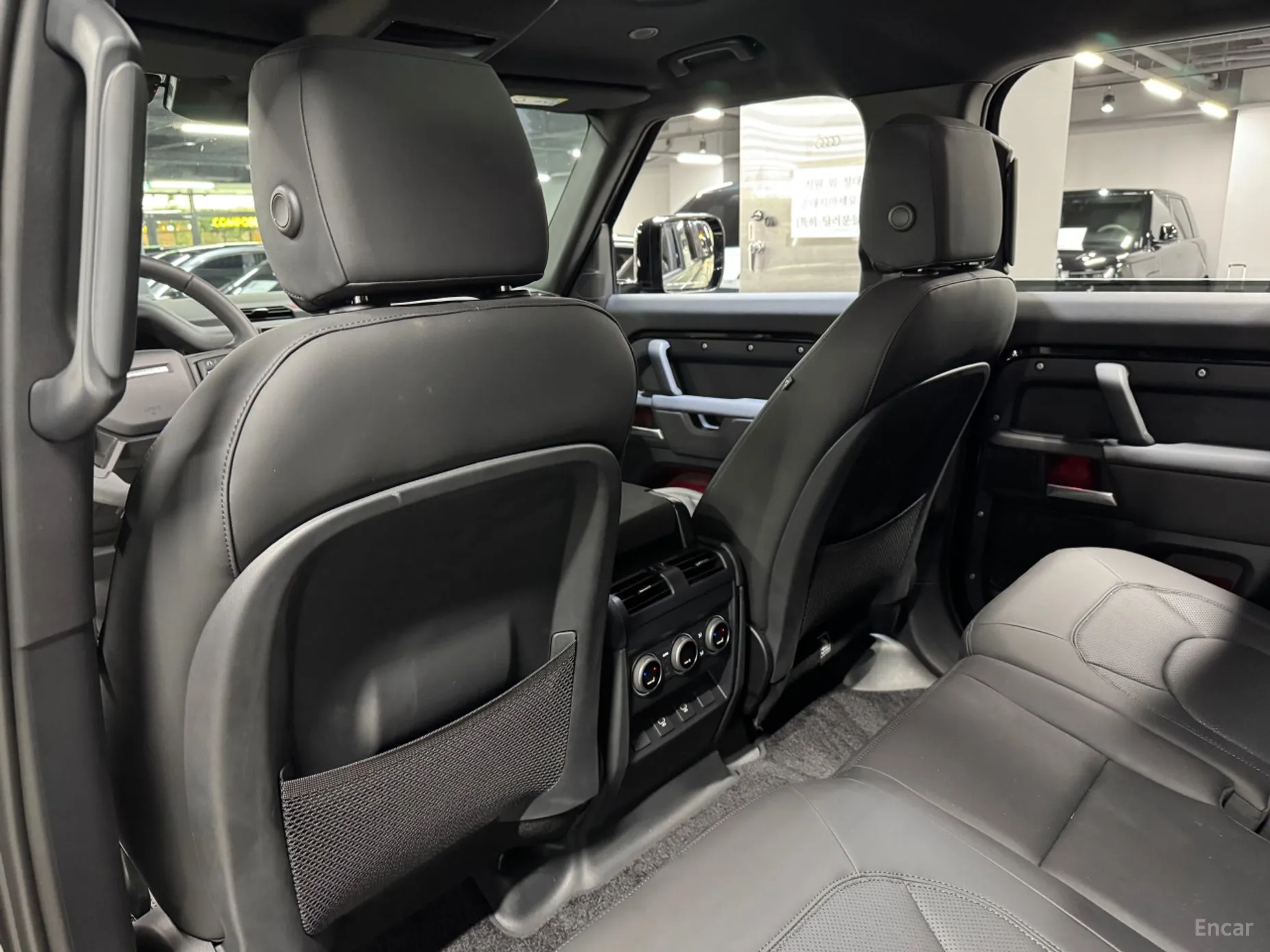 Land Rover Defender (L663) превью 12