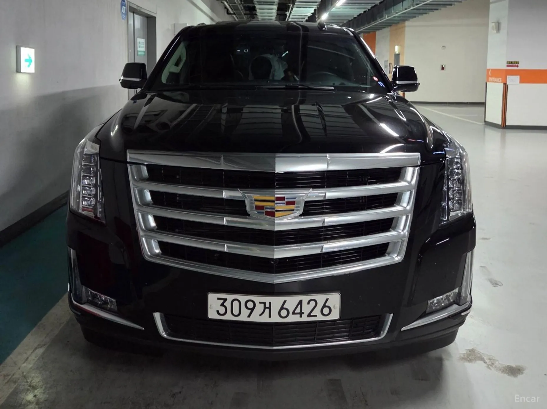 Cadillac Escalade превью 3