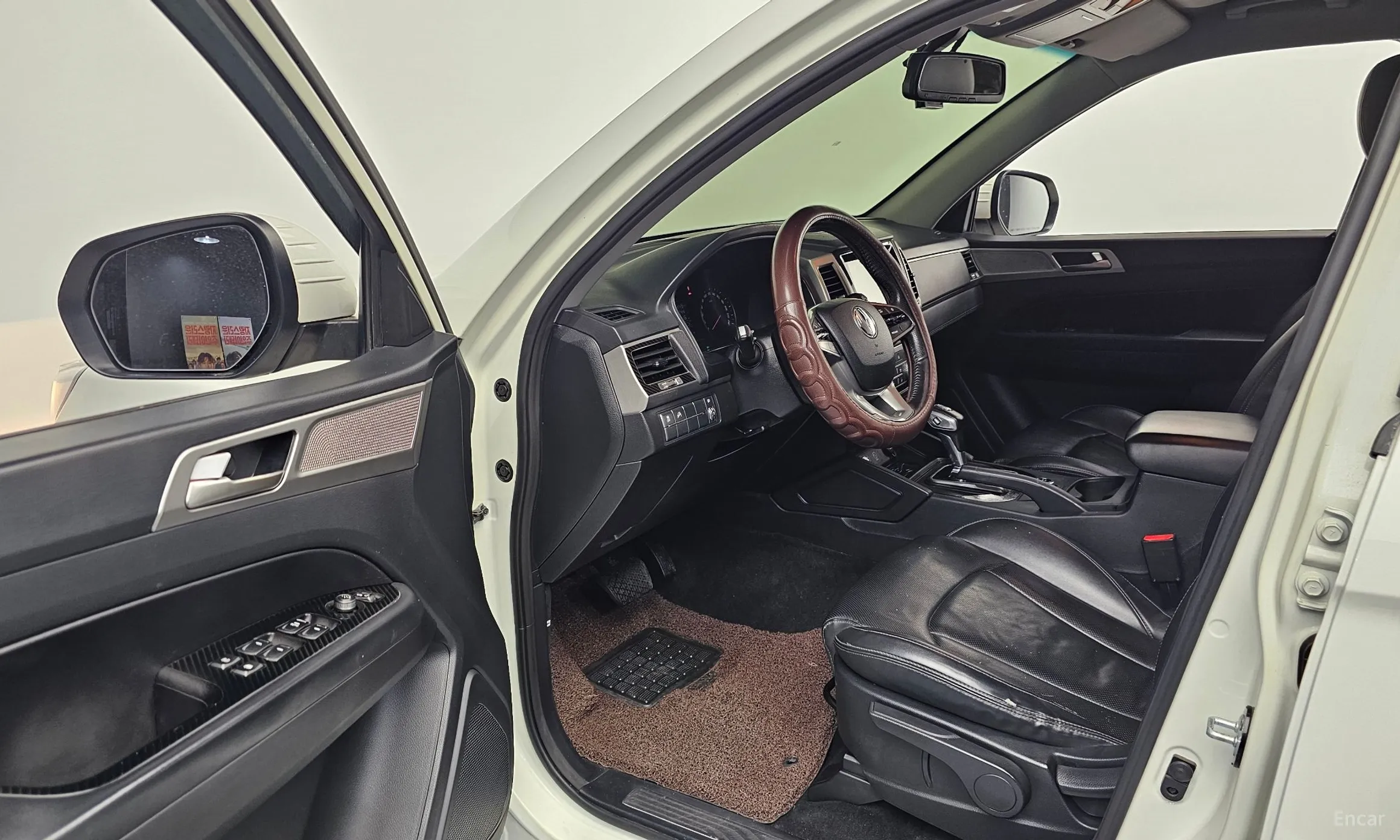 KG Mobility (SsangYong) Rexton Sports превью 10