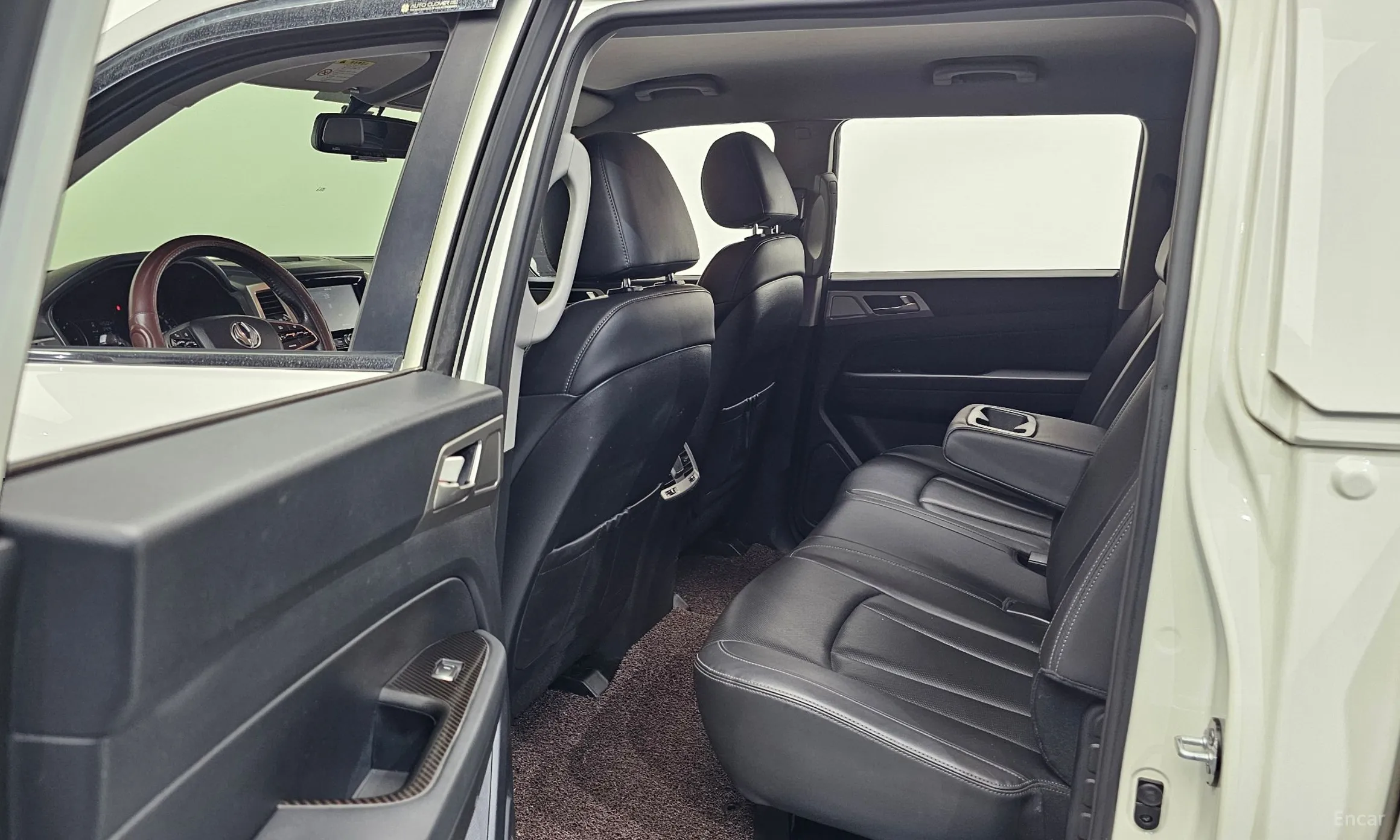 KG Mobility (SsangYong) Rexton Sports превью 11