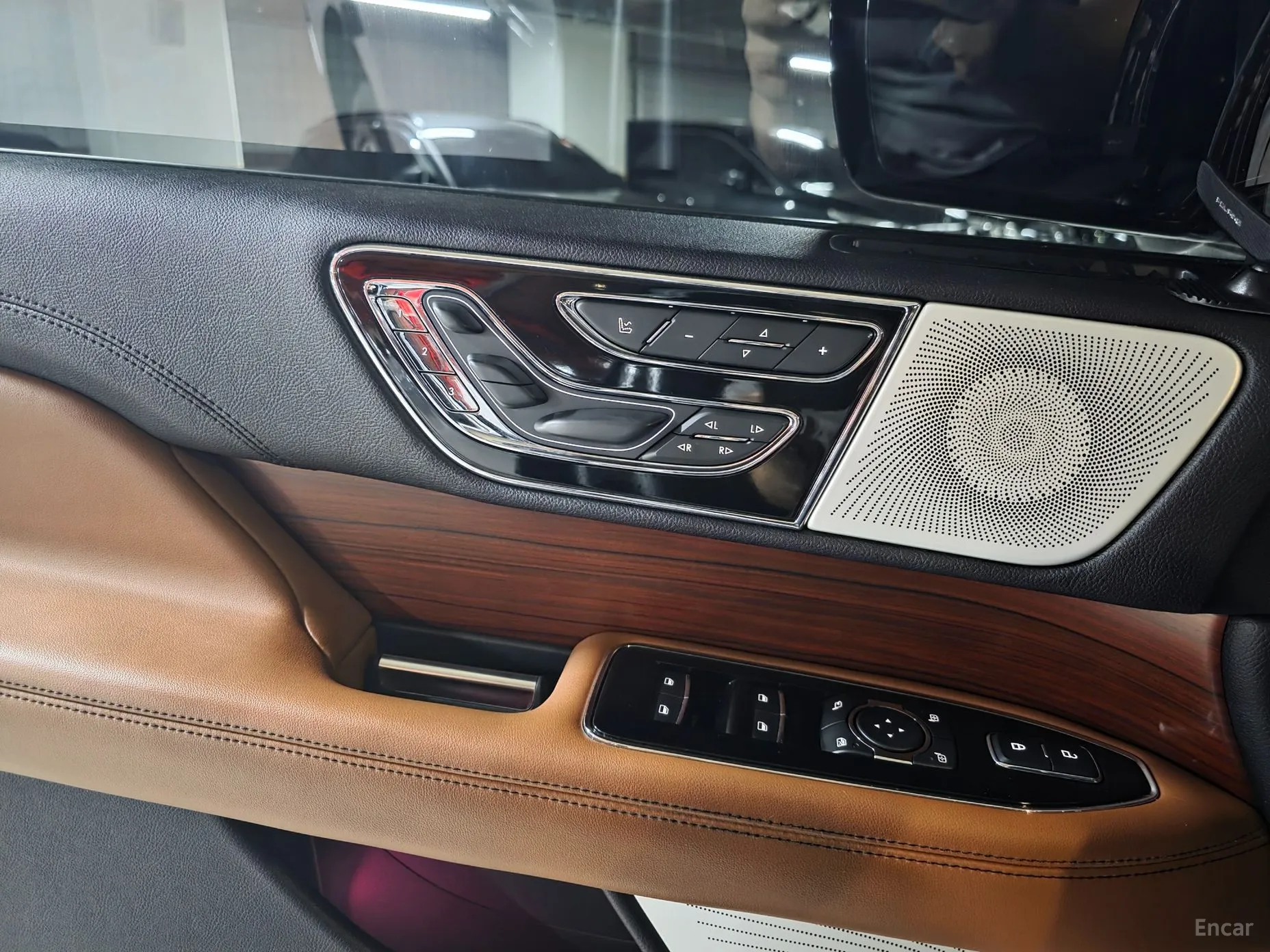Lincoln Navigator 4th generation превью 13