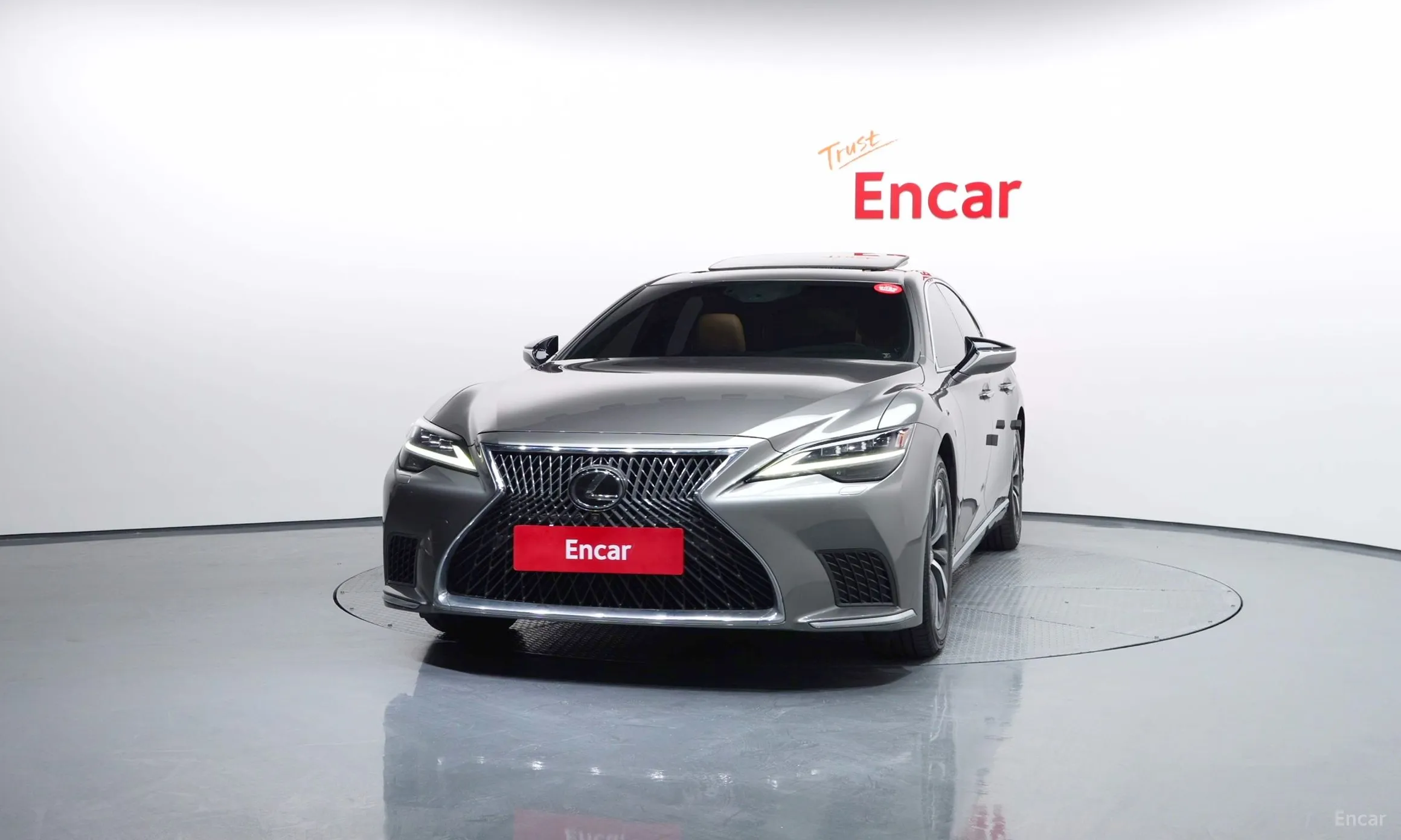 Lexus LS500 5th Generation превью 3