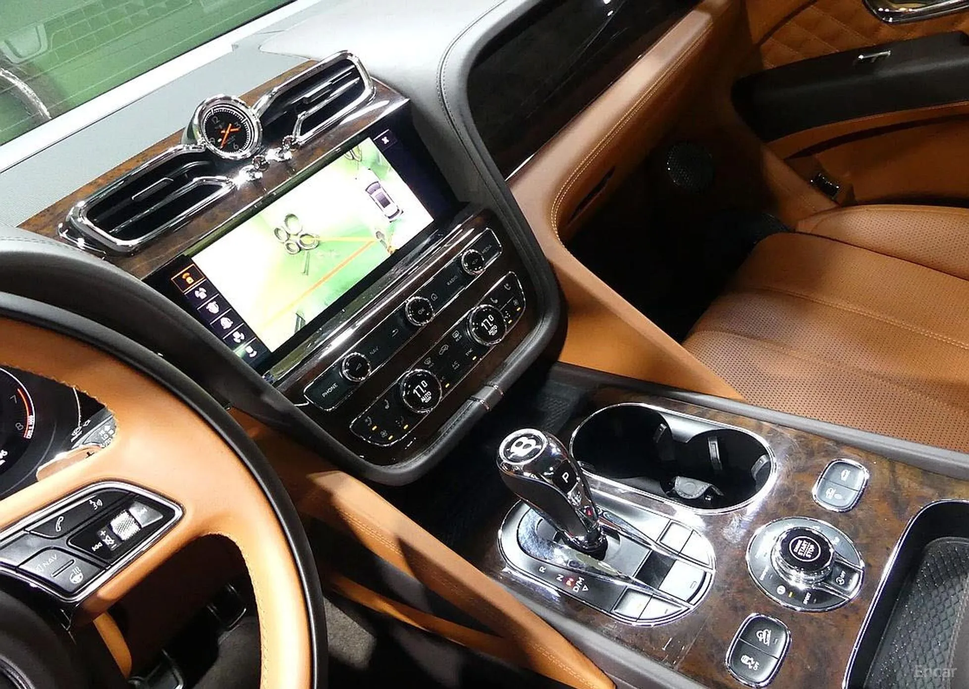 Bentley Bentayga превью 18